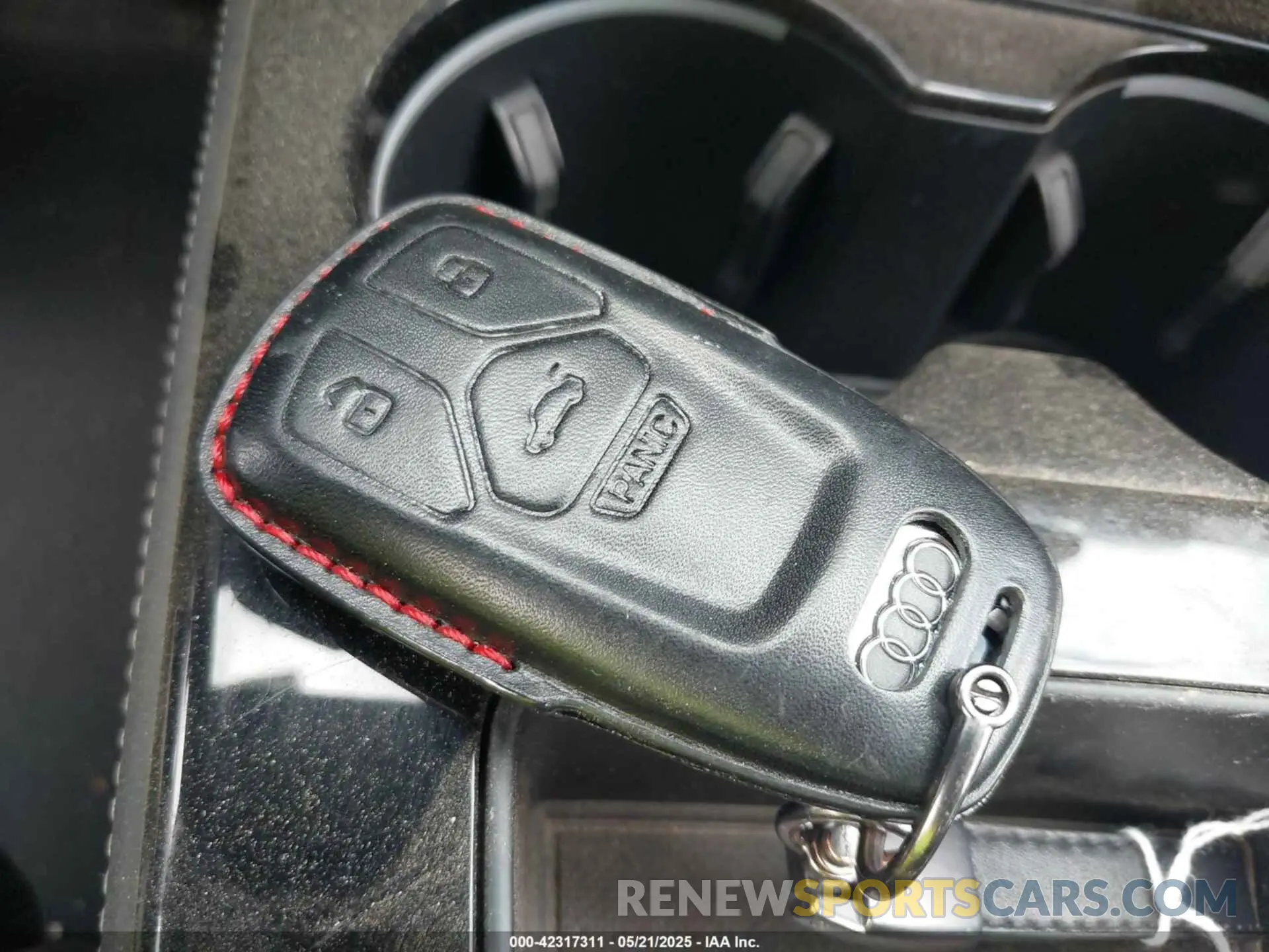 11 Фотография поврежденного автомобиля WAUEAAF45PN003120 AUDI A4 2023