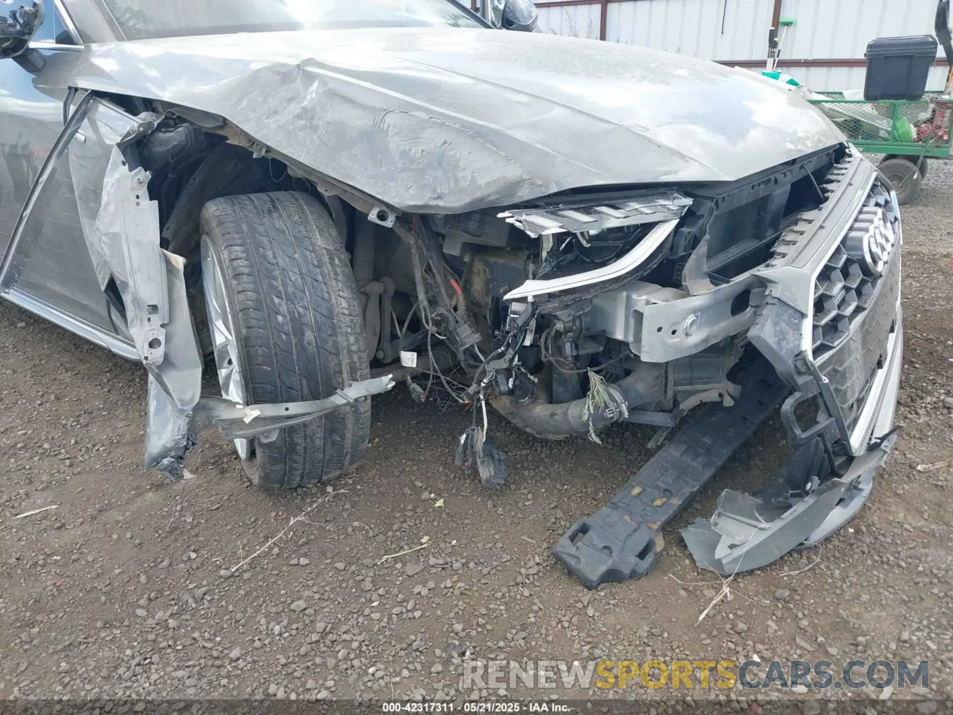 6 Фотография поврежденного автомобиля WAUEAAF45PN003120 AUDI A4 2023
