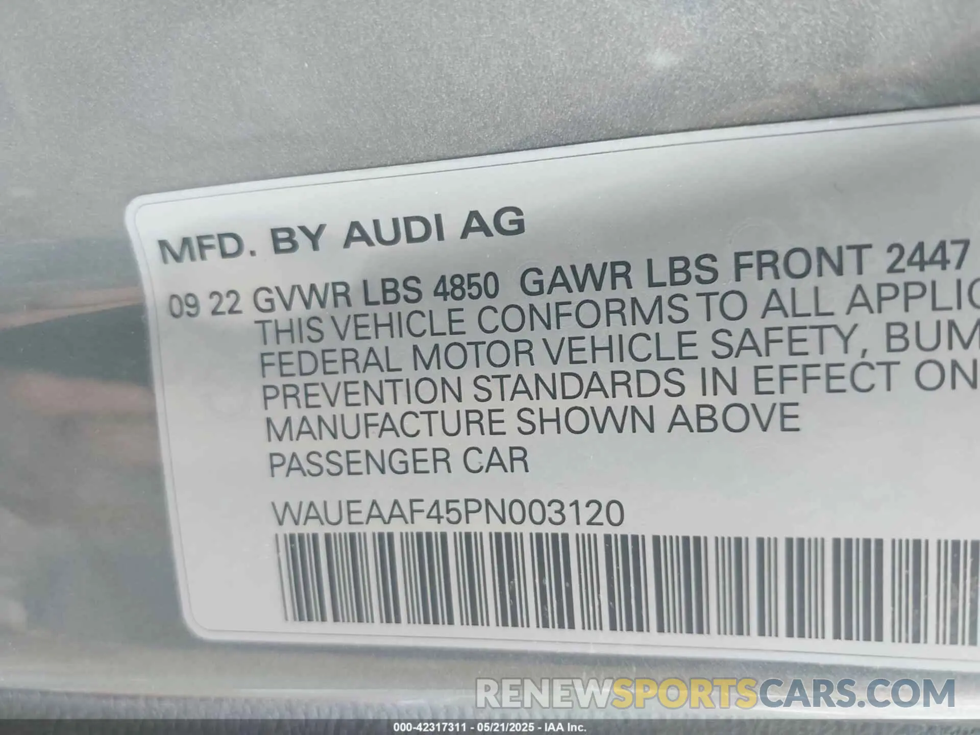 9 Фотография поврежденного автомобиля WAUEAAF45PN003120 AUDI A4 2023