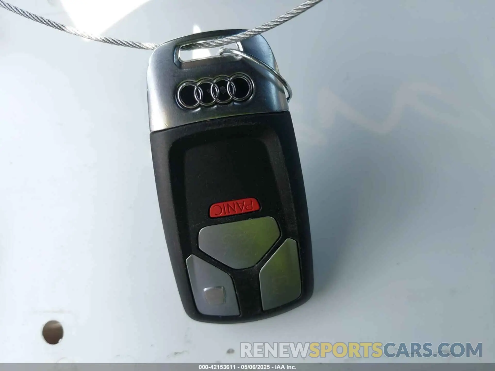 11 Фотография поврежденного автомобиля WAUEAAF45PN006549 AUDI A4 2023