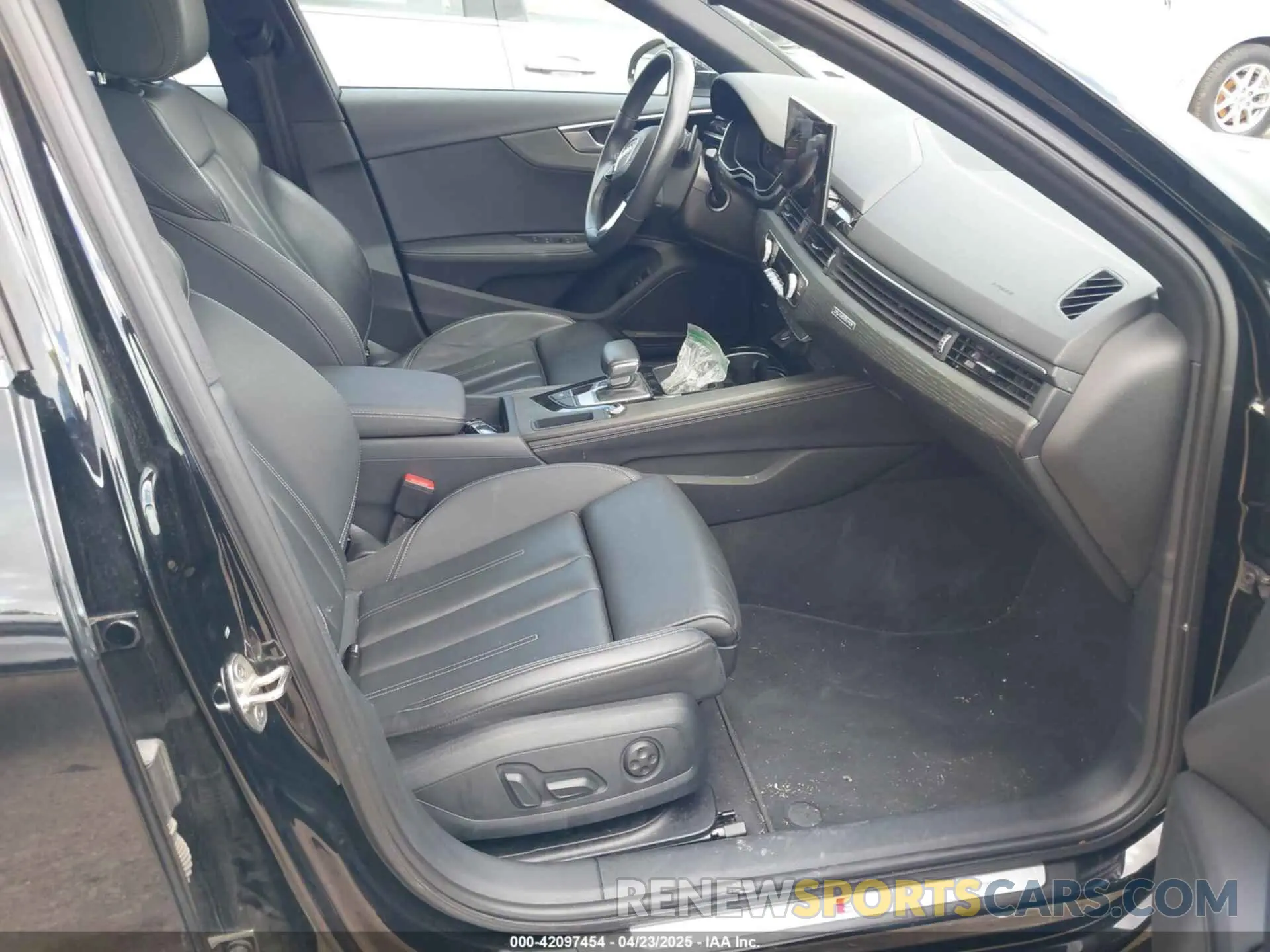 5 Photograph of a damaged car WAUEAAF45PN016577 AUDI A4 2023