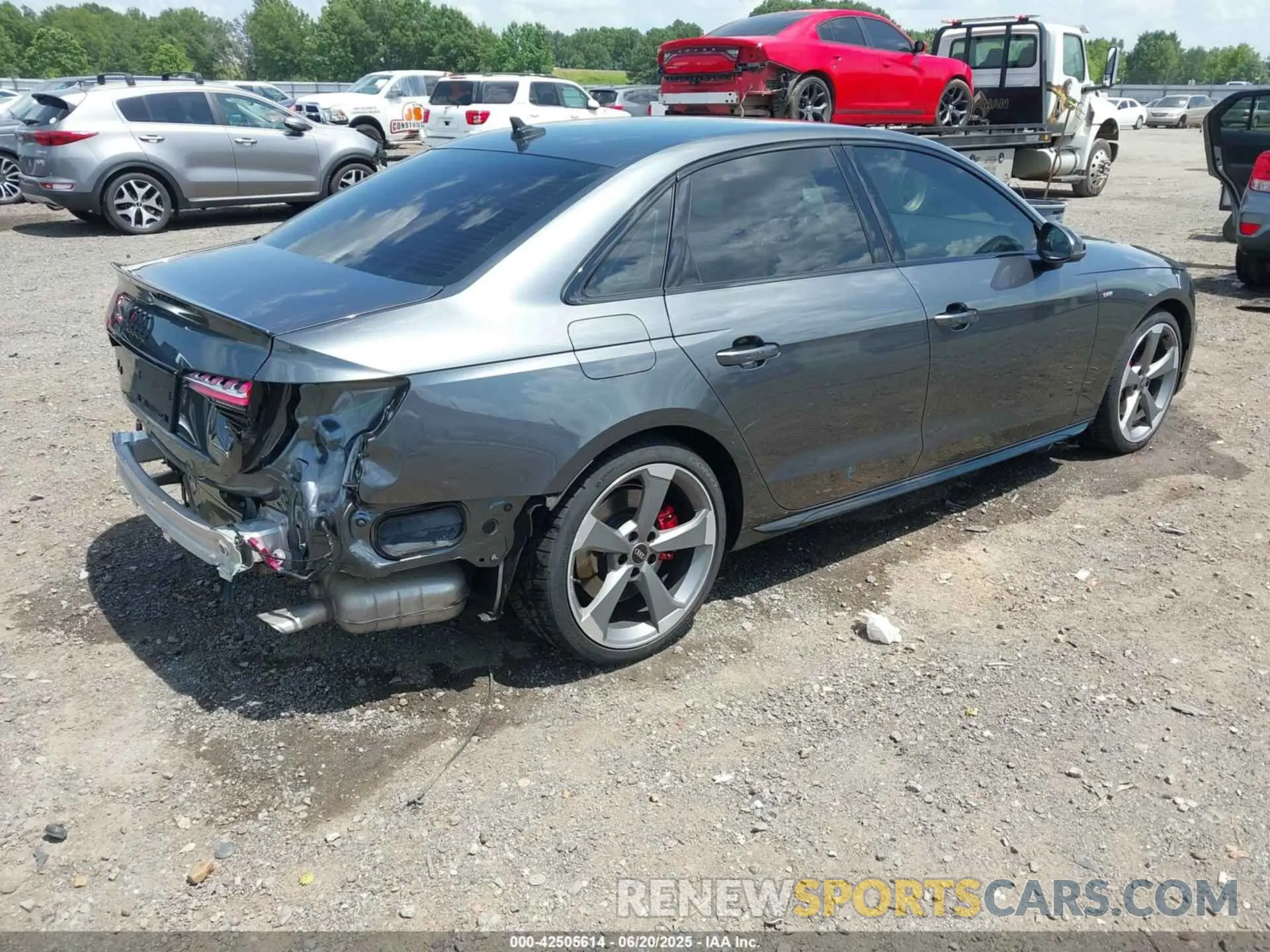 4 Фотография поврежденного автомобиля WAUEAAF46PA015784 AUDI A4 2023