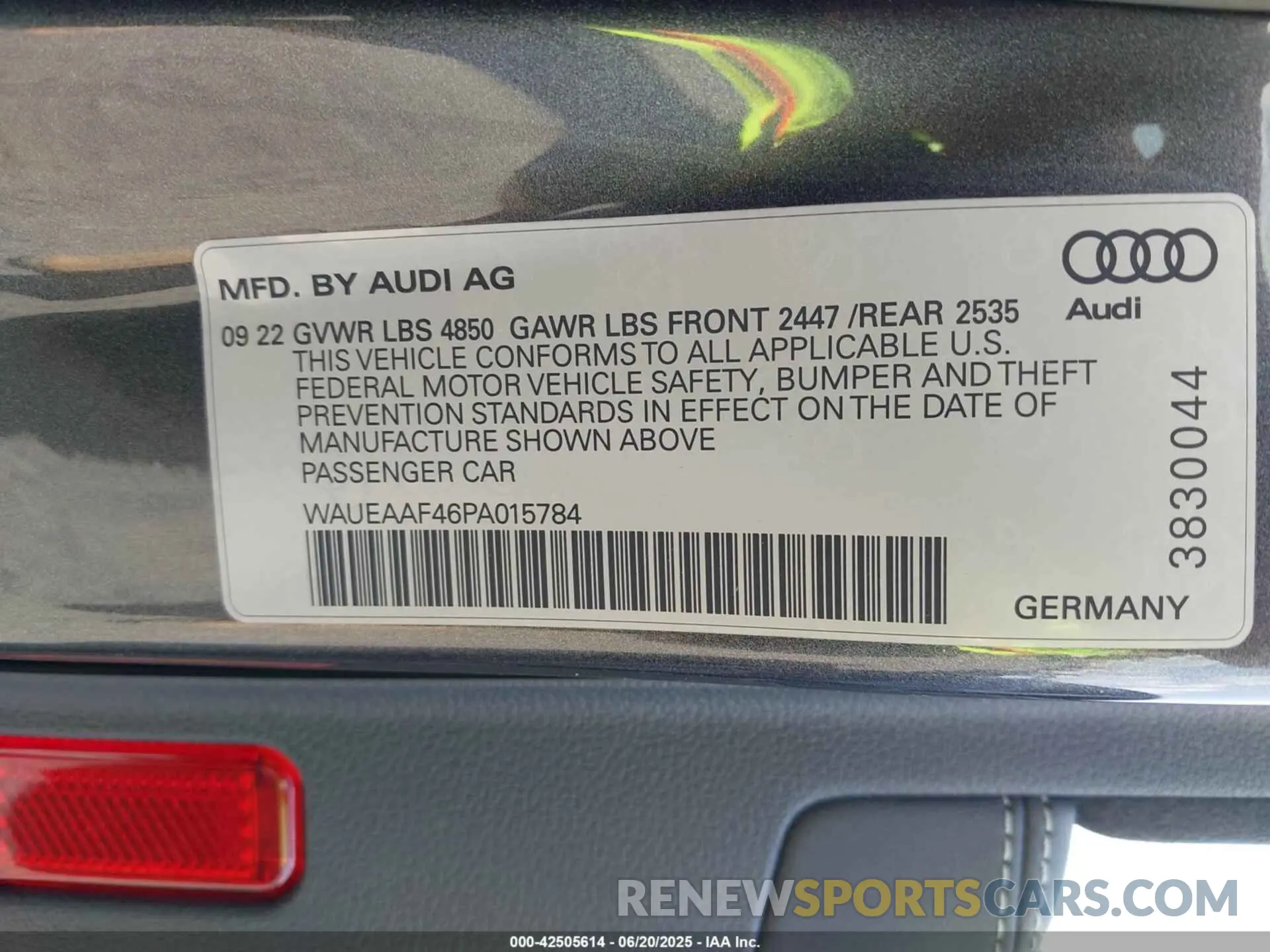 9 Фотография поврежденного автомобиля WAUEAAF46PA015784 AUDI A4 2023