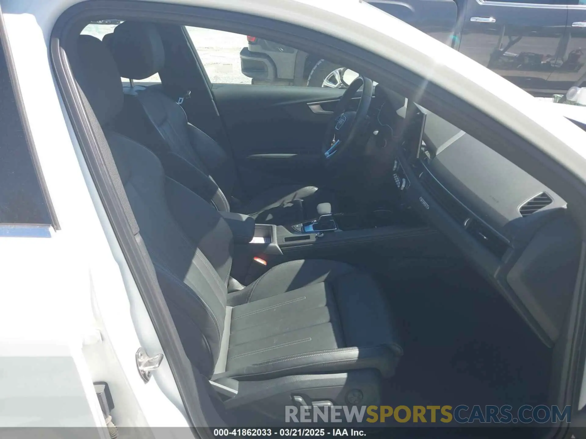 5 Photograph of a damaged car WAUEAAF46PN018967 AUDI A4 2023