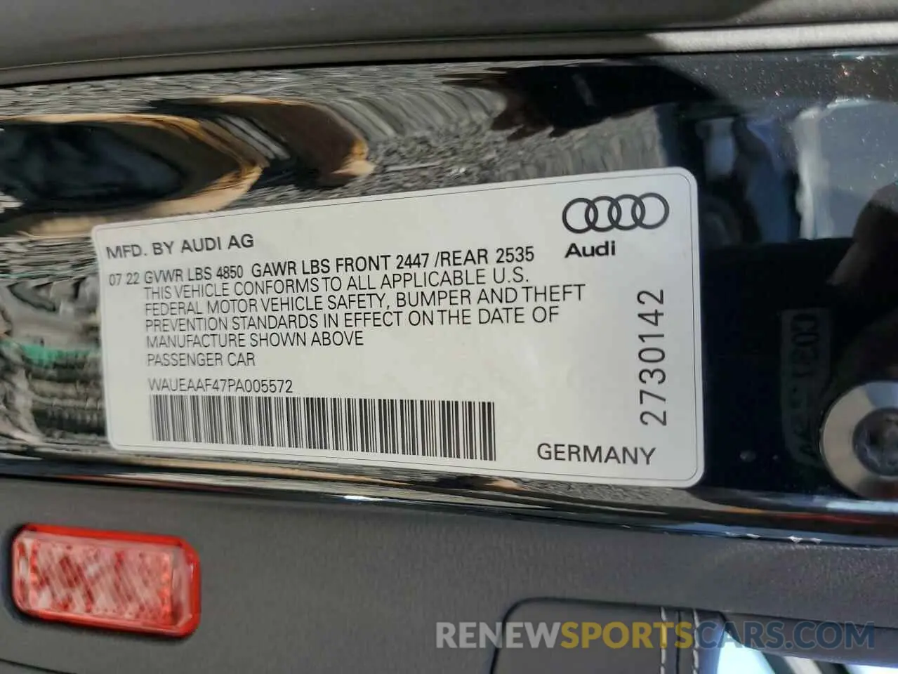 13 Фотография поврежденного автомобиля WAUEAAF47PA005572 AUDI A4 2023