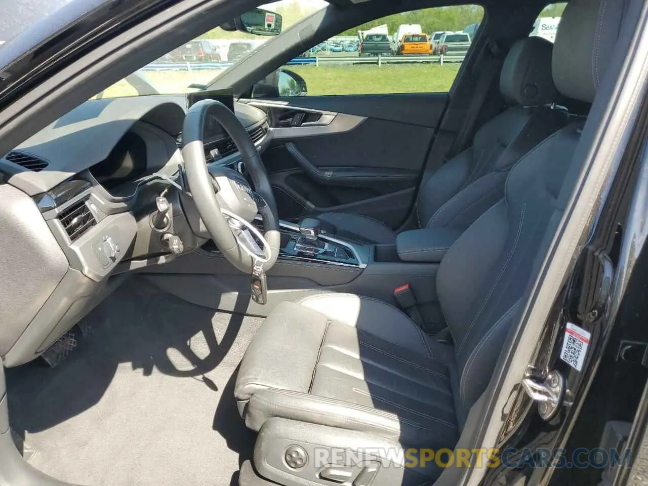 7 Фотография поврежденного автомобиля WAUEAAF47PA005572 AUDI A4 2023