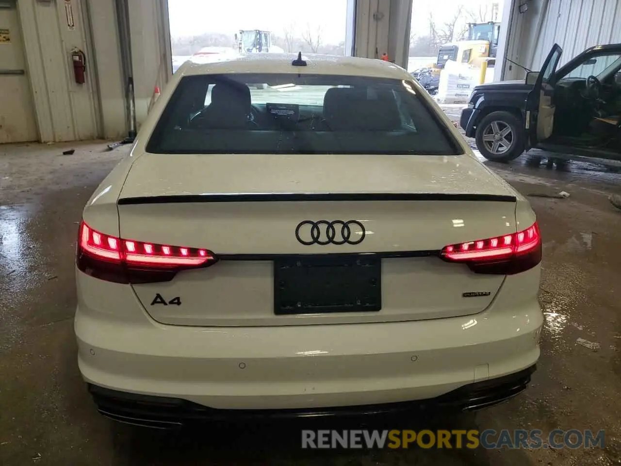 6 Фотография поврежденного автомобиля WAUEAAF47PN022963 AUDI A4 2023