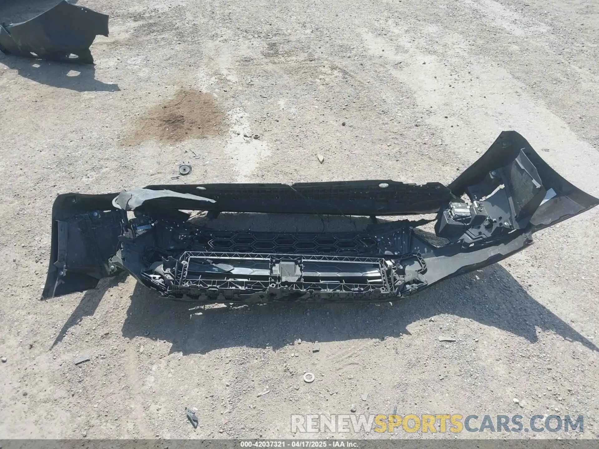 12 Фотография поврежденного автомобиля WAUEAAF48PA009002 AUDI A4 2023