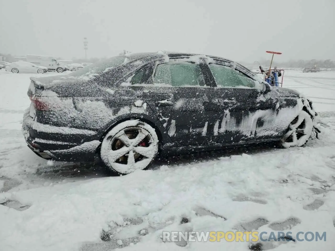 3 Фотография поврежденного автомобиля WAUEAAF48PA012790 AUDI A4 2023