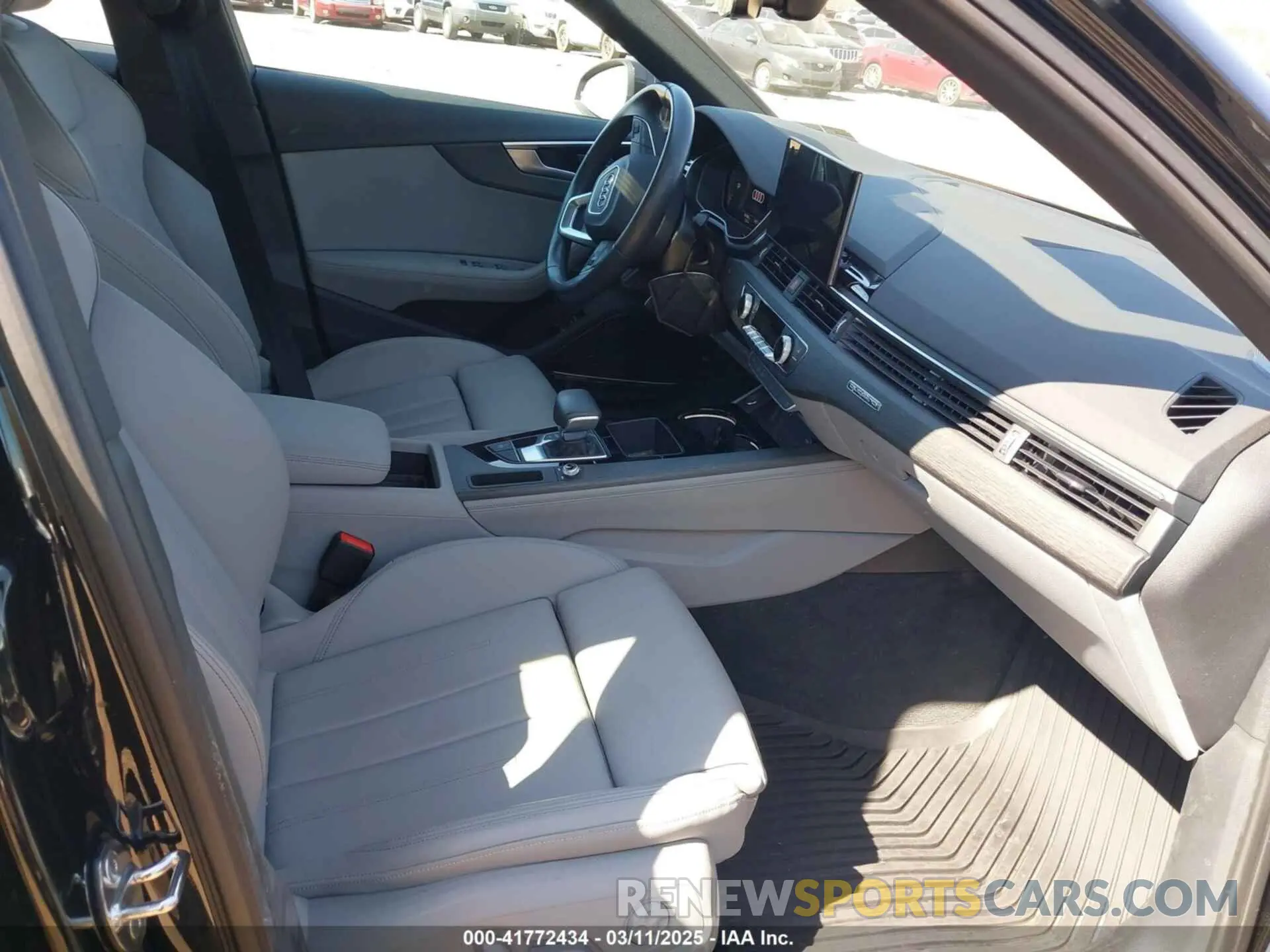 5 Фотография поврежденного автомобиля WAUEAAF49PA001586 AUDI A4 2023