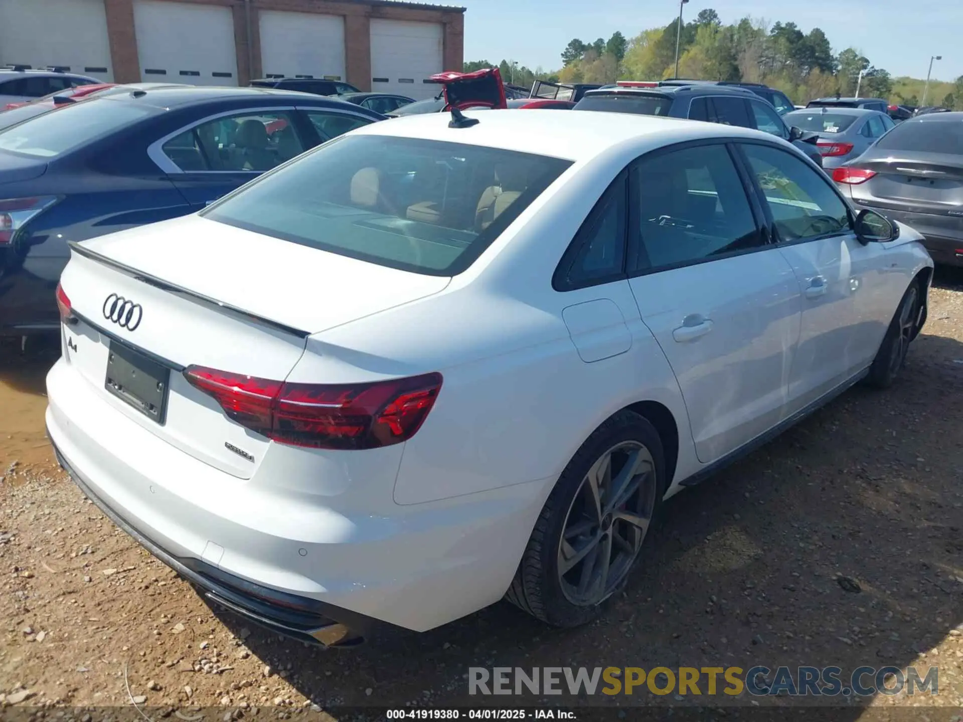 4 Фотография поврежденного автомобиля WAUEAAF49PA026939 AUDI A4 2023