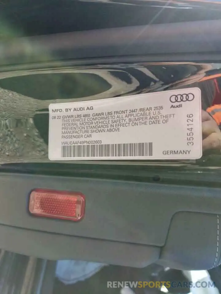 12 Фотография поврежденного автомобиля WAUEAAF49PN002603 AUDI A4 2023