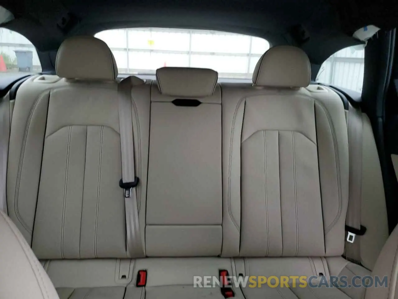 10 Фотография поврежденного автомобиля WA19AAF46RA022509 AUDI A4 2024