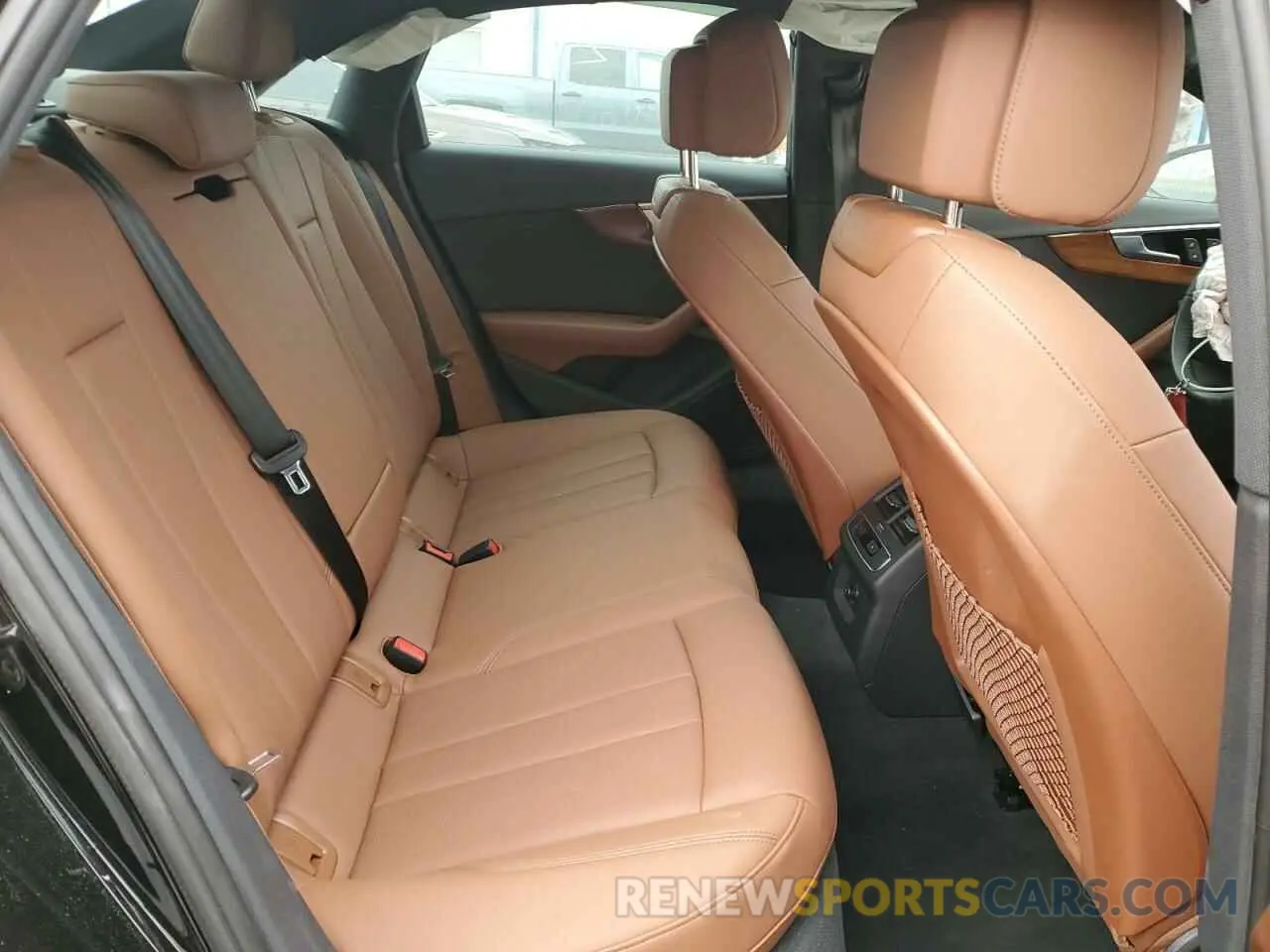 10 Фотография поврежденного автомобиля WAUABAF47RN000914 AUDI A4 2024