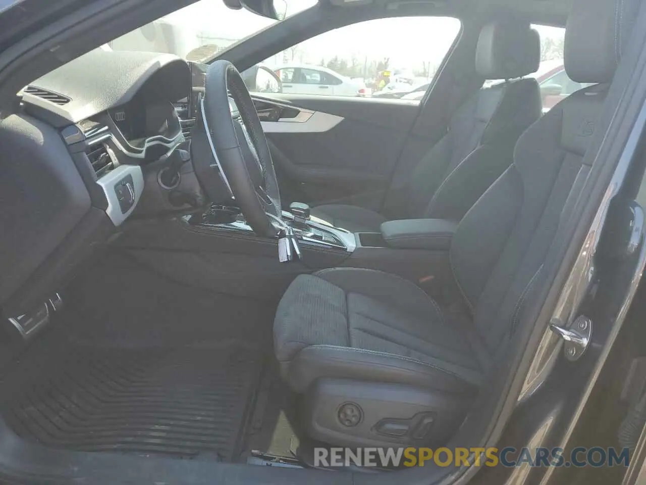 7 Фотография поврежденного автомобиля WAUEAAF47RN003591 AUDI A4 2024