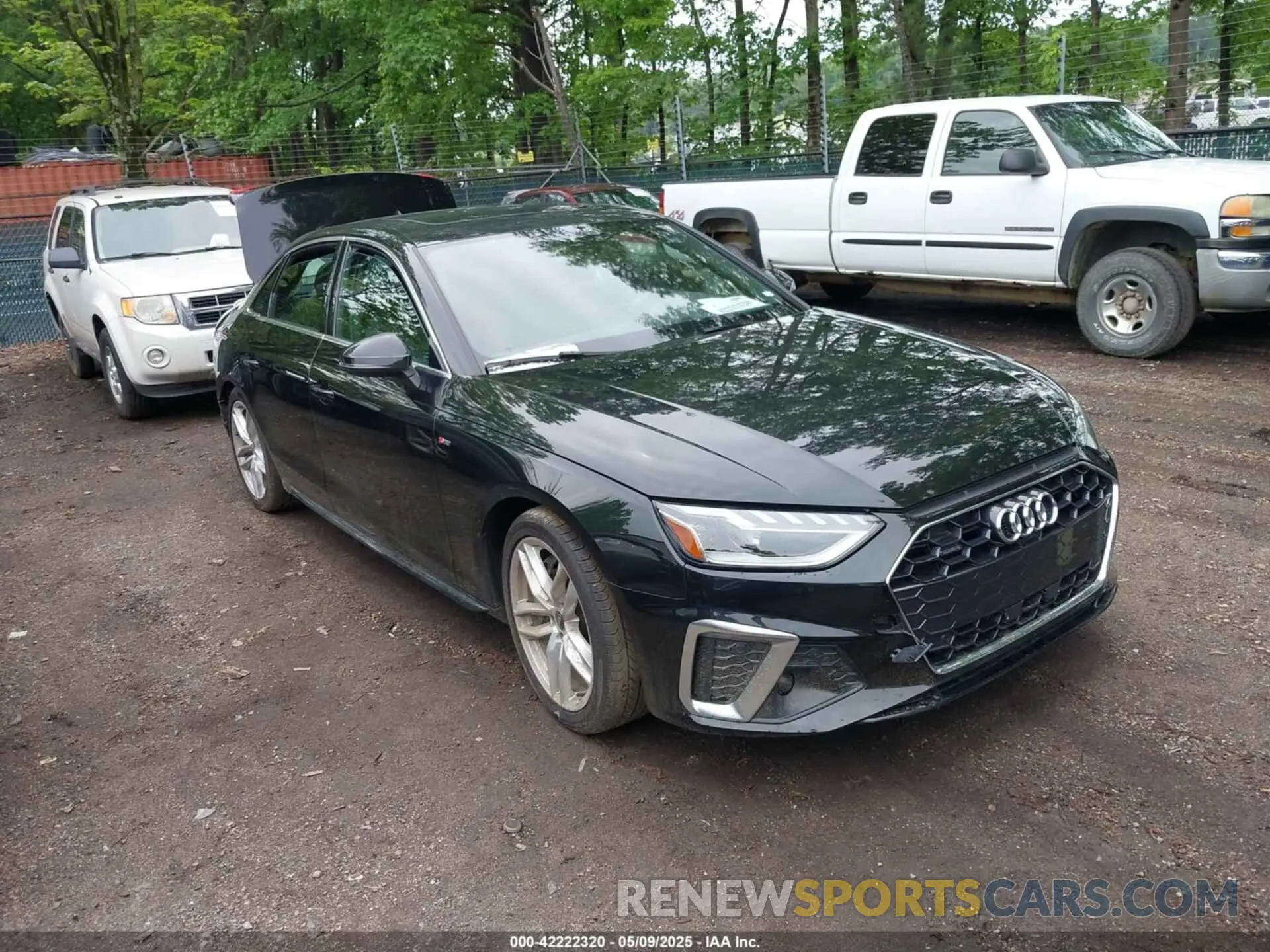 1 Фотография поврежденного автомобиля WAUEAAF47RN015613 AUDI A4 2024