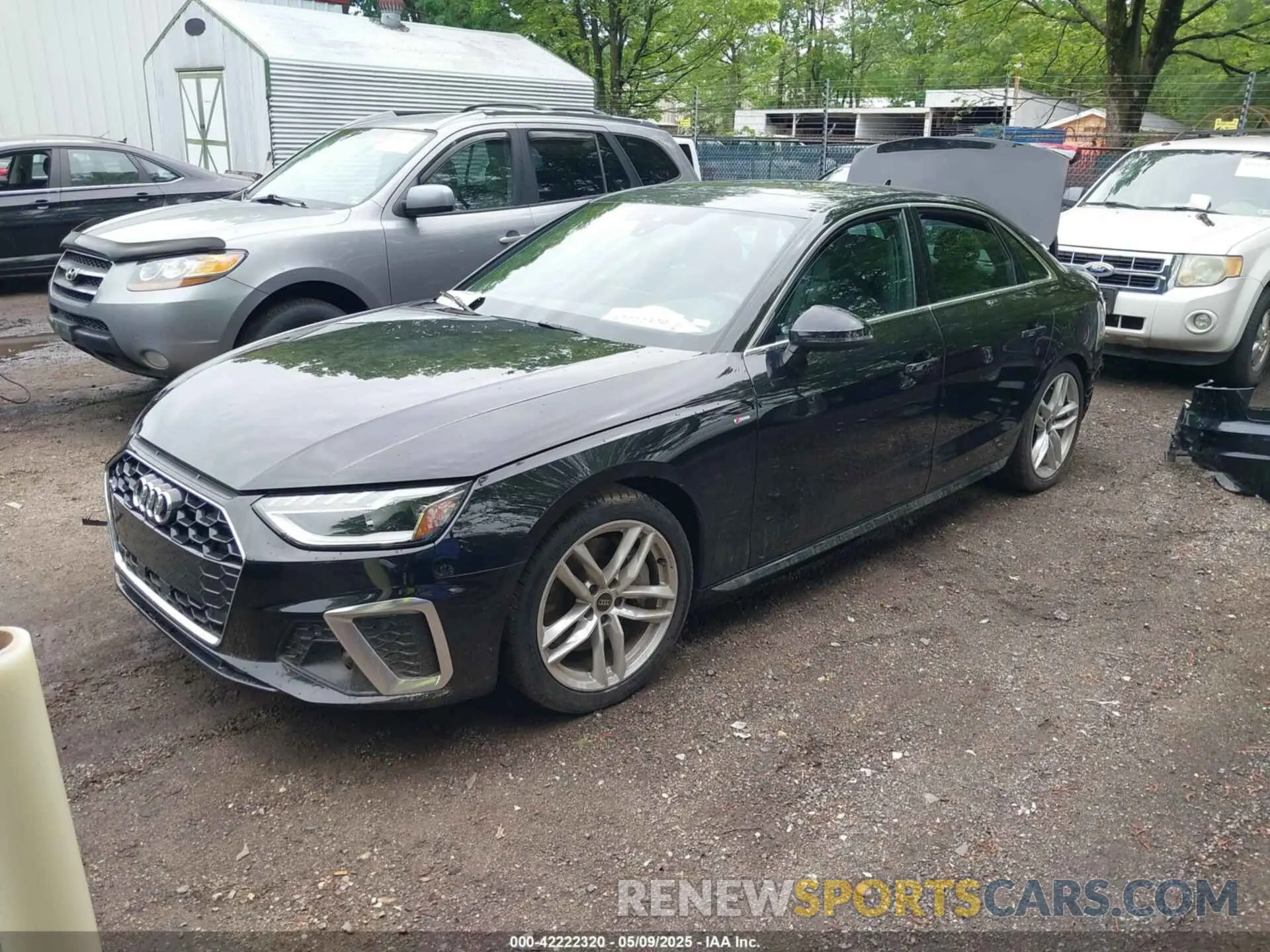 2 Фотография поврежденного автомобиля WAUEAAF47RN015613 AUDI A4 2024