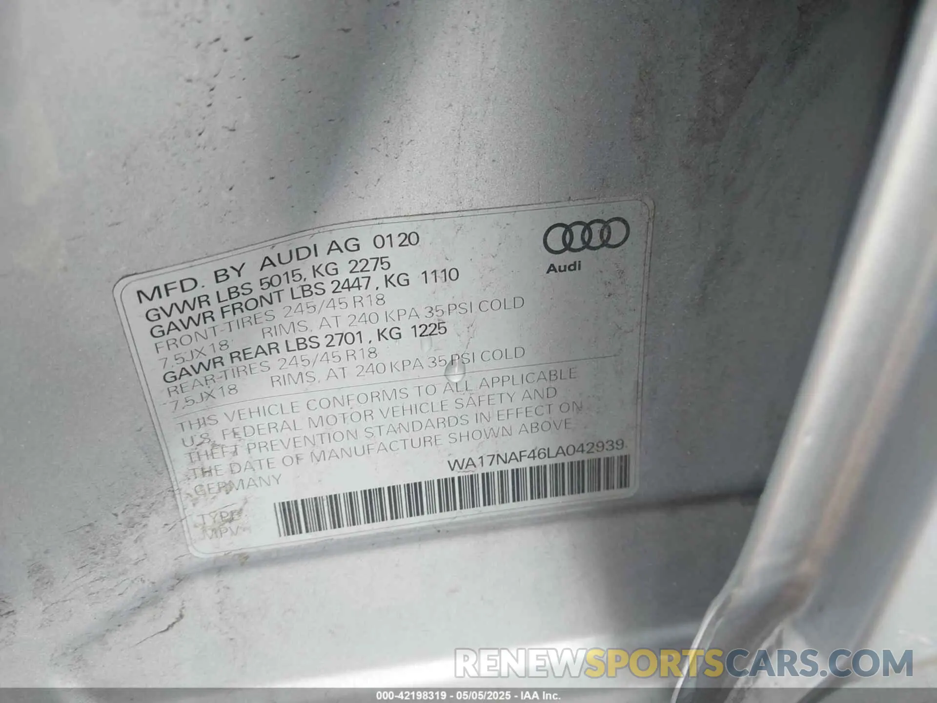 9 Photograph of a damaged car WA17NAF46LA042939 AUDI A4 ALLROAD 2020
