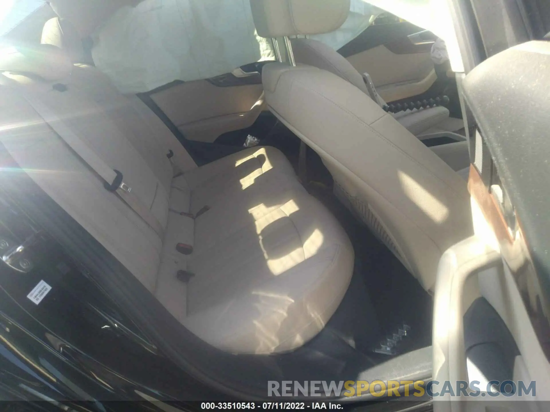 8 Фотография поврежденного автомобиля WAUABAF45MN011449 AUDI A4 SEDAN 2021