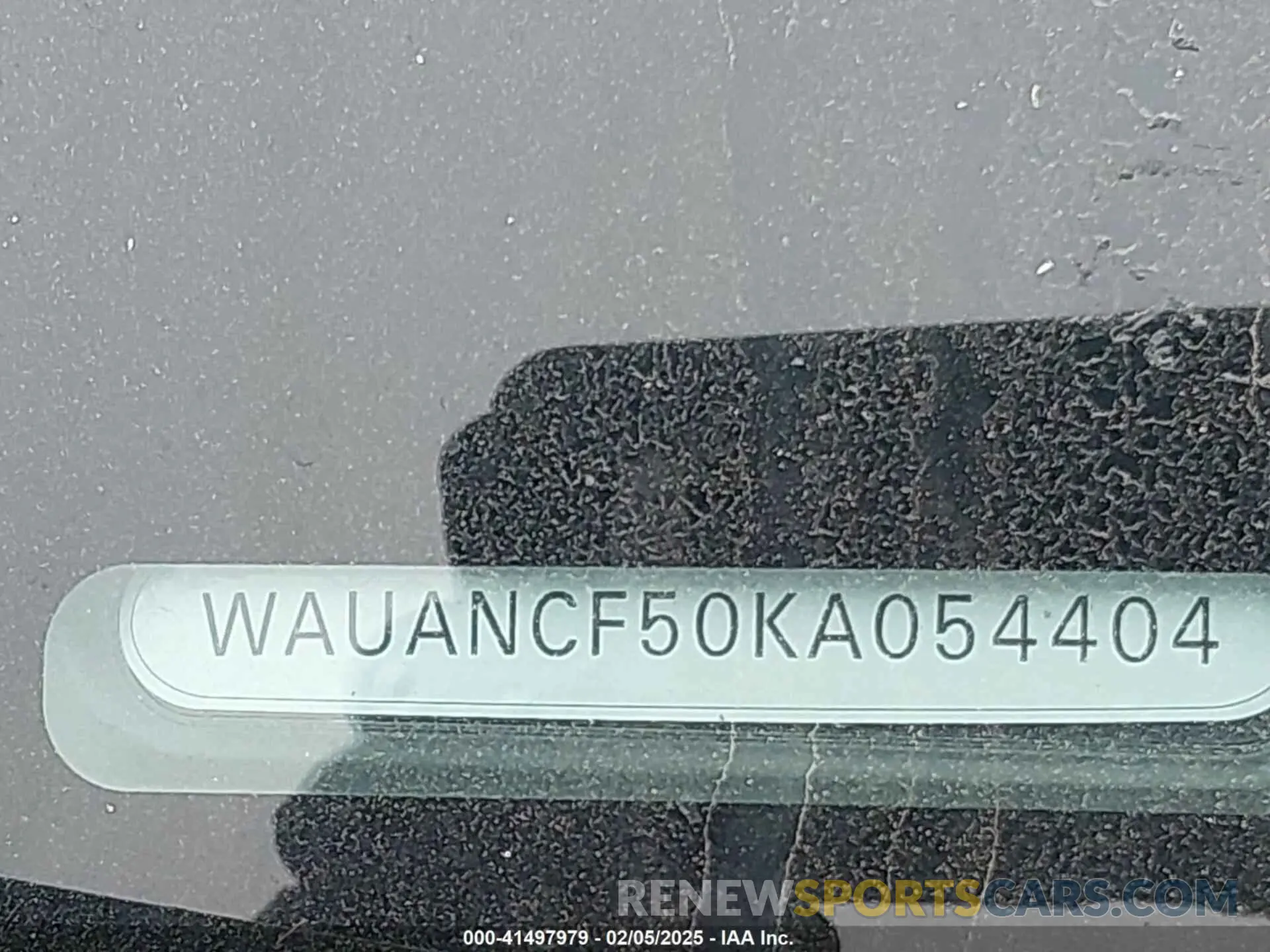 9 Photograph of a damaged car WAUANCF50KA054404 AUDI A5 2019