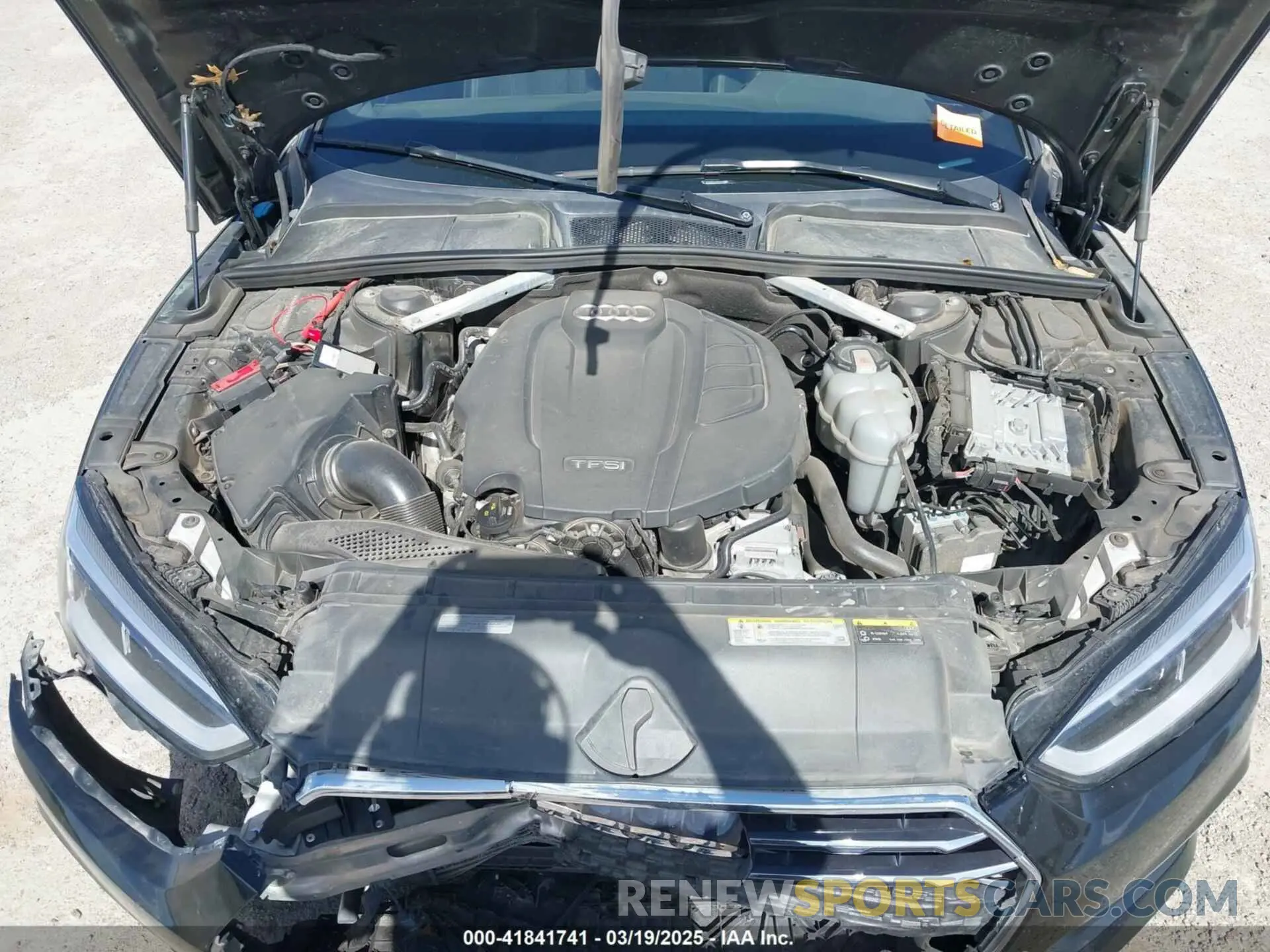 10 Фотография поврежденного автомобиля WAUANCF51KA061345 AUDI A5 2019