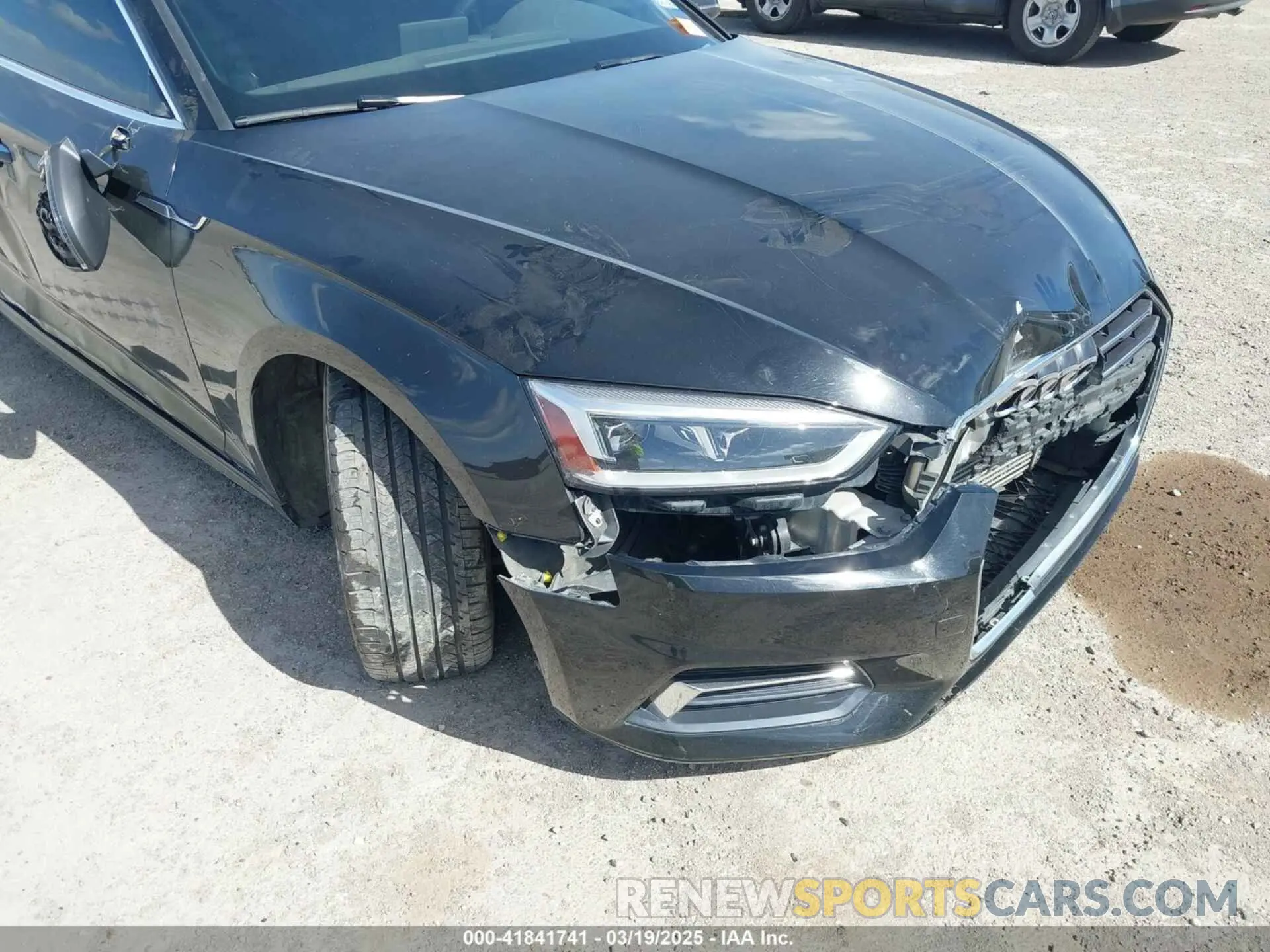 6 Фотография поврежденного автомобиля WAUANCF51KA061345 AUDI A5 2019