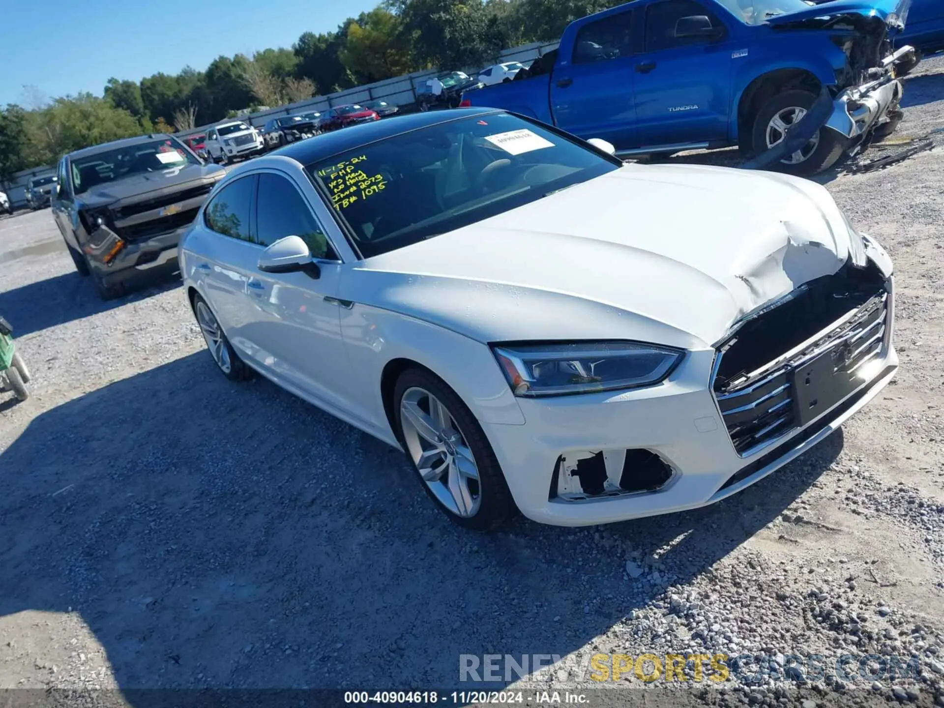 1 Photograph of a damaged car WAUANCF52KA060303 AUDI A5 2019