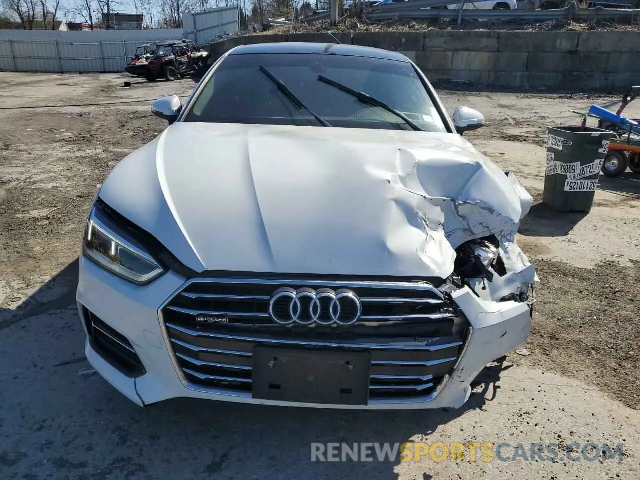 5 Фотография поврежденного автомобиля WAUANCF57KA044405 AUDI A5 2019