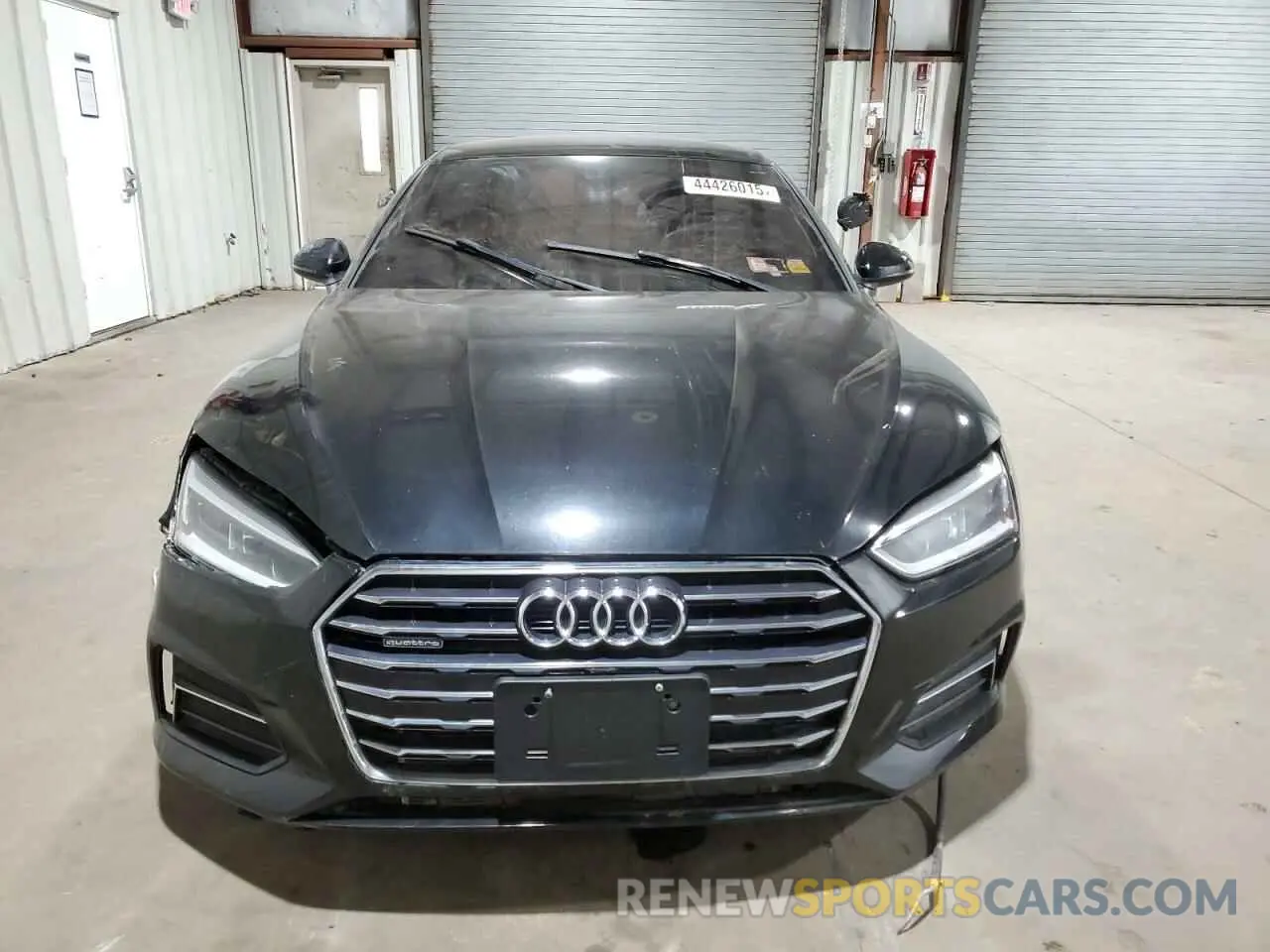 5 Фотография поврежденного автомобиля WAUANCF5XKA053423 AUDI A5 2019