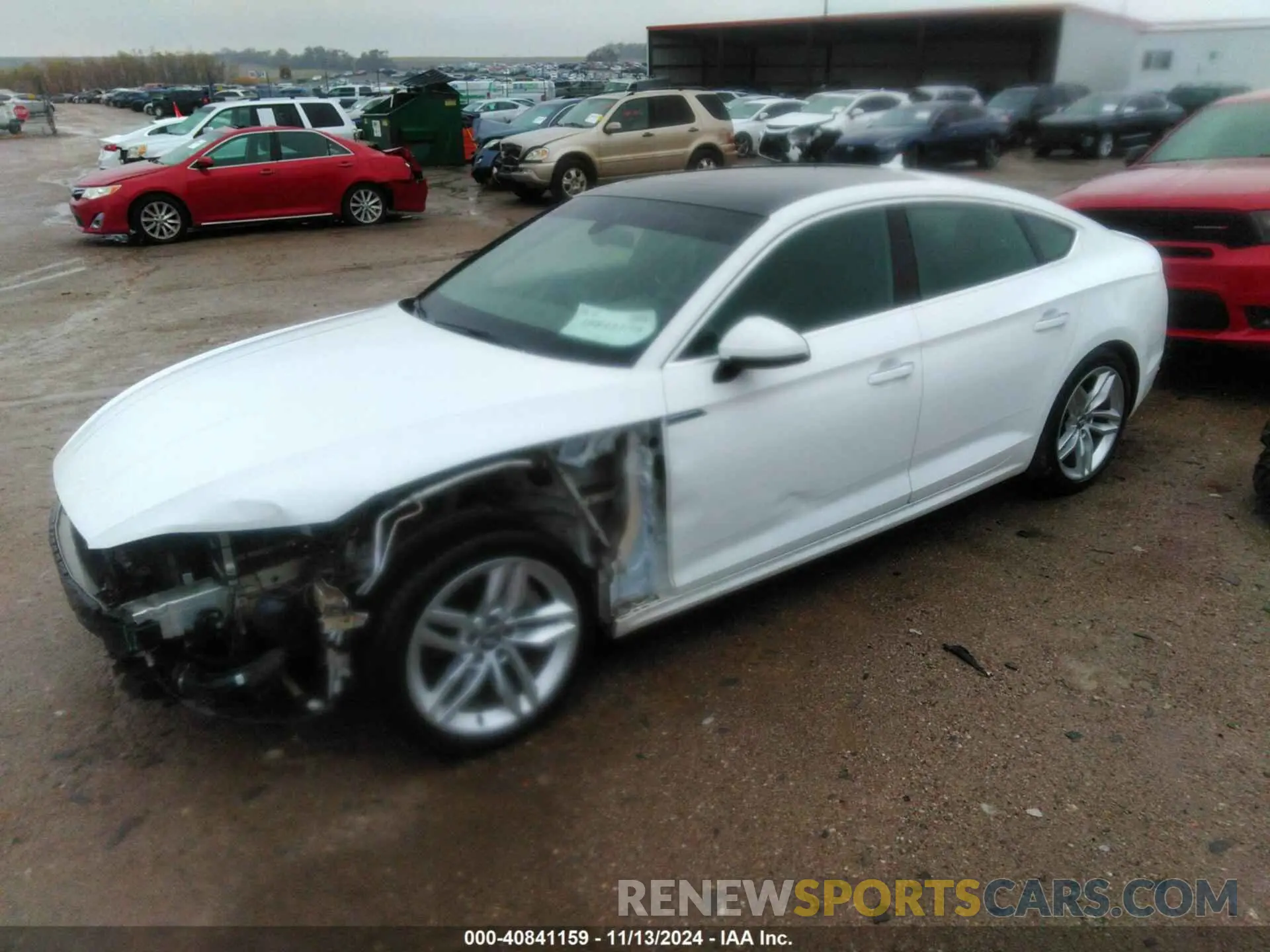 2 Photograph of a damaged car WAUANCF5XKA060551 AUDI A5 2019