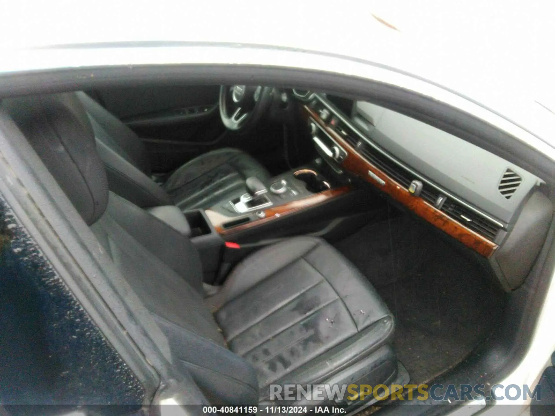 5 Photograph of a damaged car WAUANCF5XKA060551 AUDI A5 2019