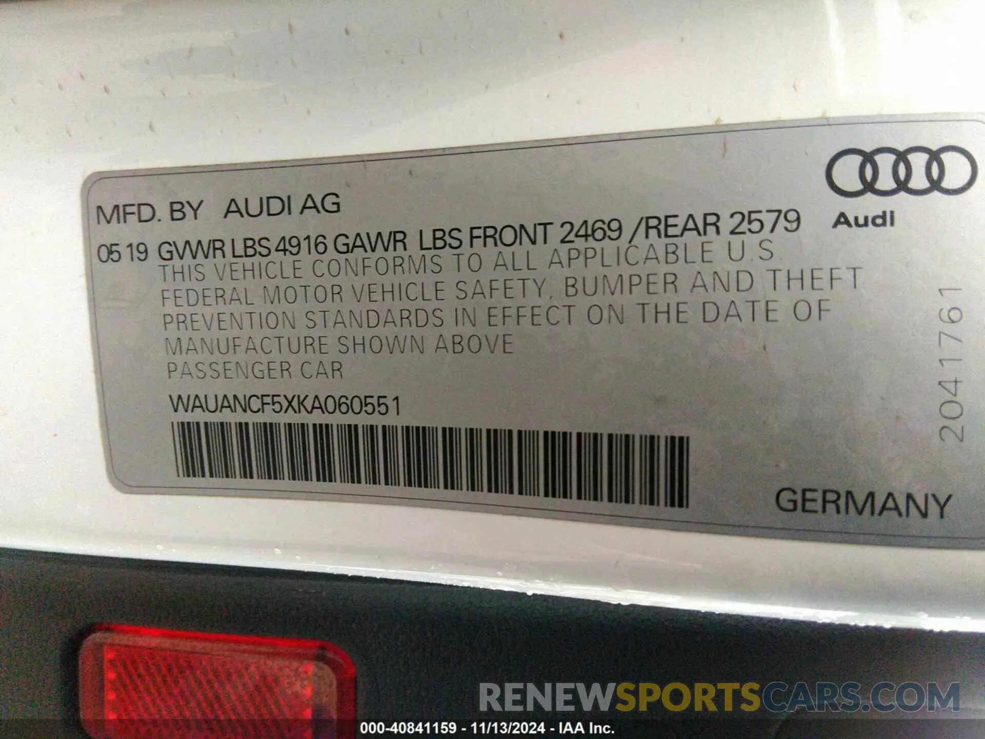9 Photograph of a damaged car WAUANCF5XKA060551 AUDI A5 2019