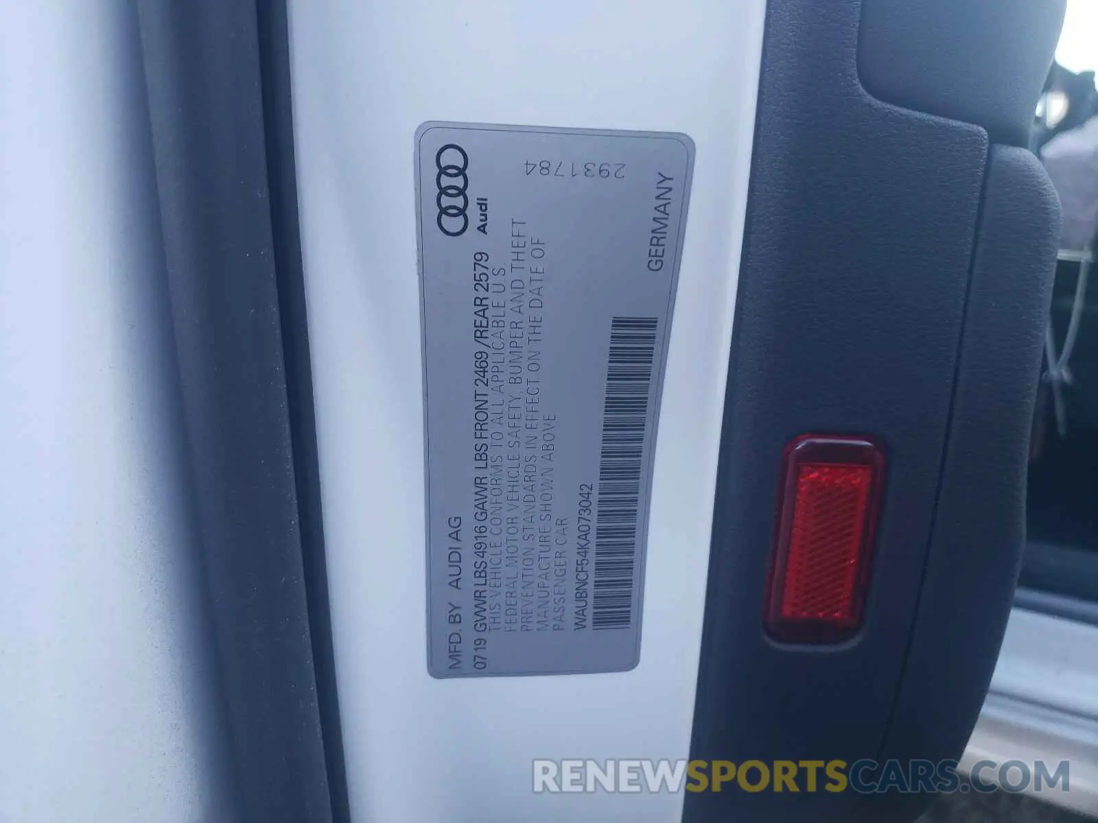10 Photograph of a damaged car WAUBNCF54KA073042 AUDI A5 2019