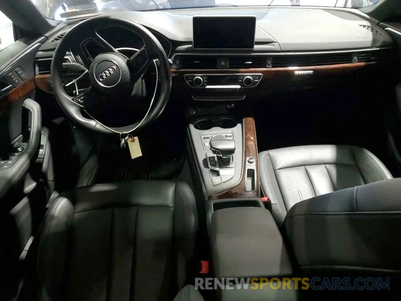 8 Фотография поврежденного автомобиля WAUBNCF55KA077908 AUDI A5 2019