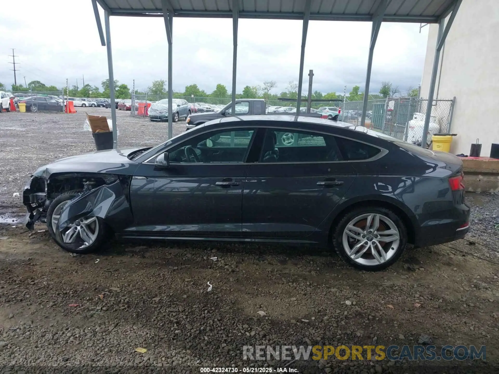 14 Photograph of a damaged car WAUBNCF58KA077224 AUDI A5 2019