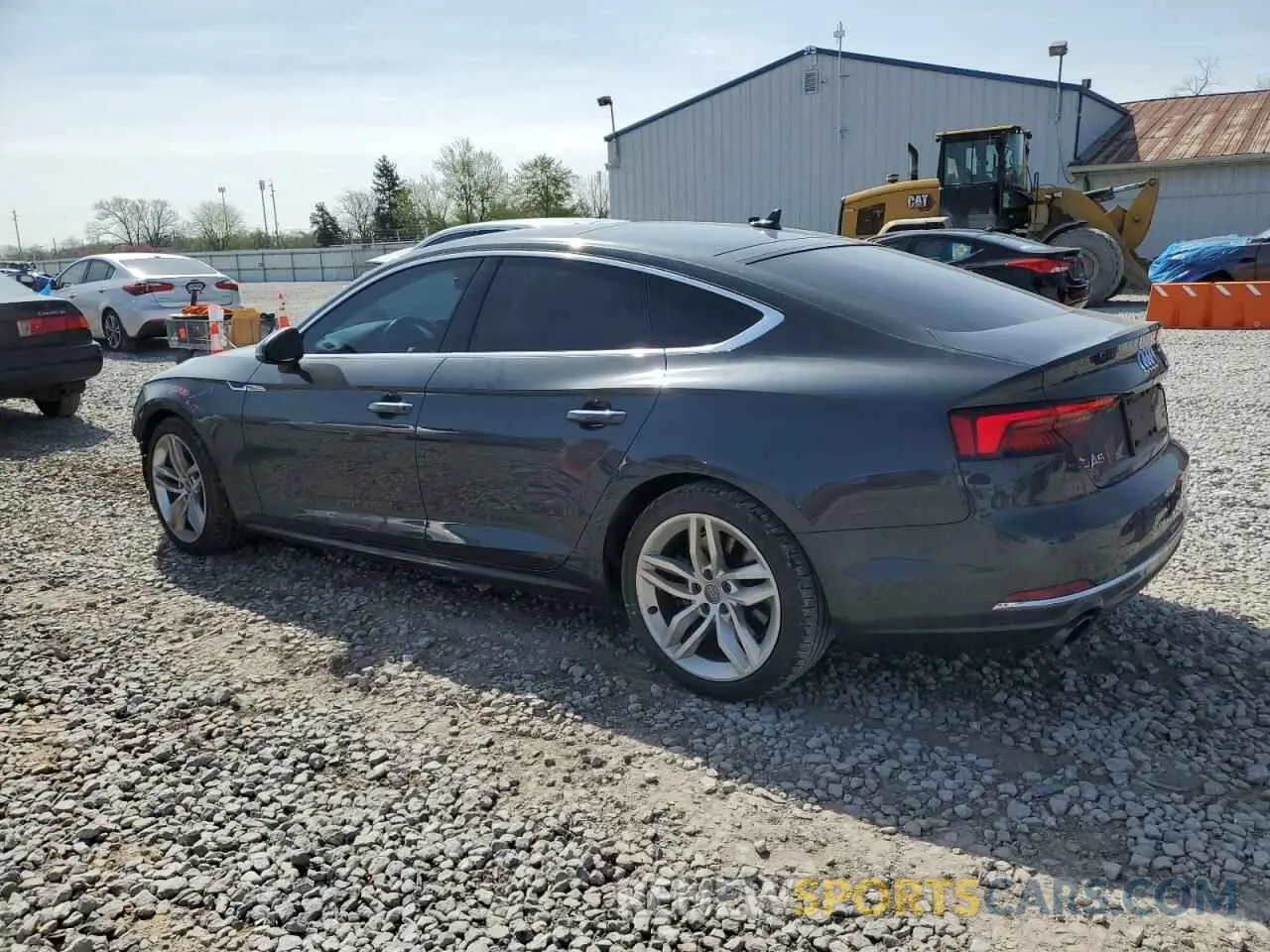 2 Фотография поврежденного автомобиля WAUBNCF59KA090404 AUDI A5 2019
