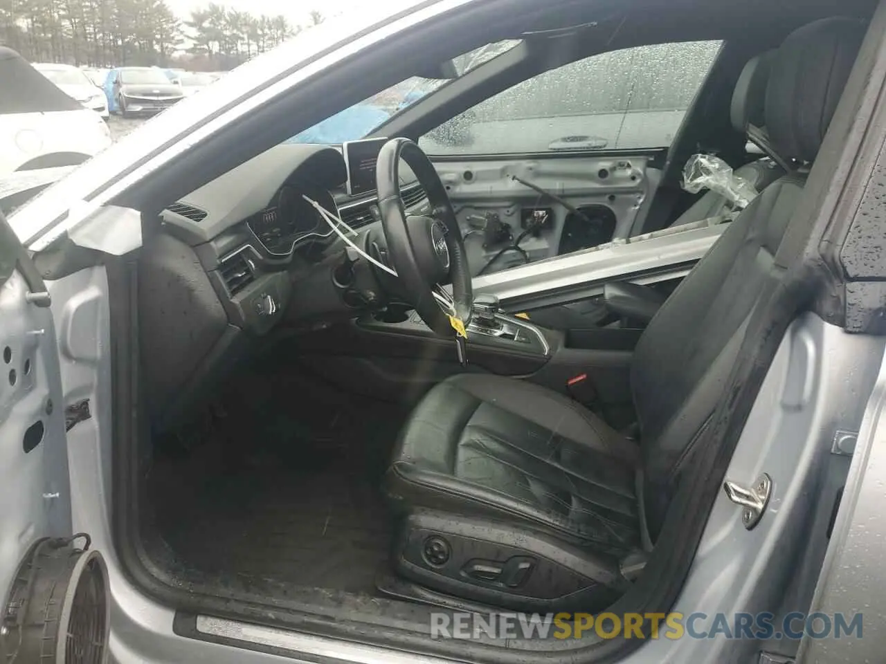 7 Photograph of a damaged car WAUBNCF5XKA022421 AUDI A5 2019