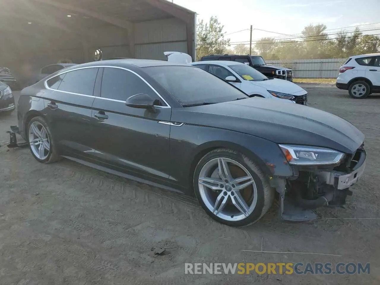 4 Фотография поврежденного автомобиля WAUENCF52KA025987 AUDI A5 2019
