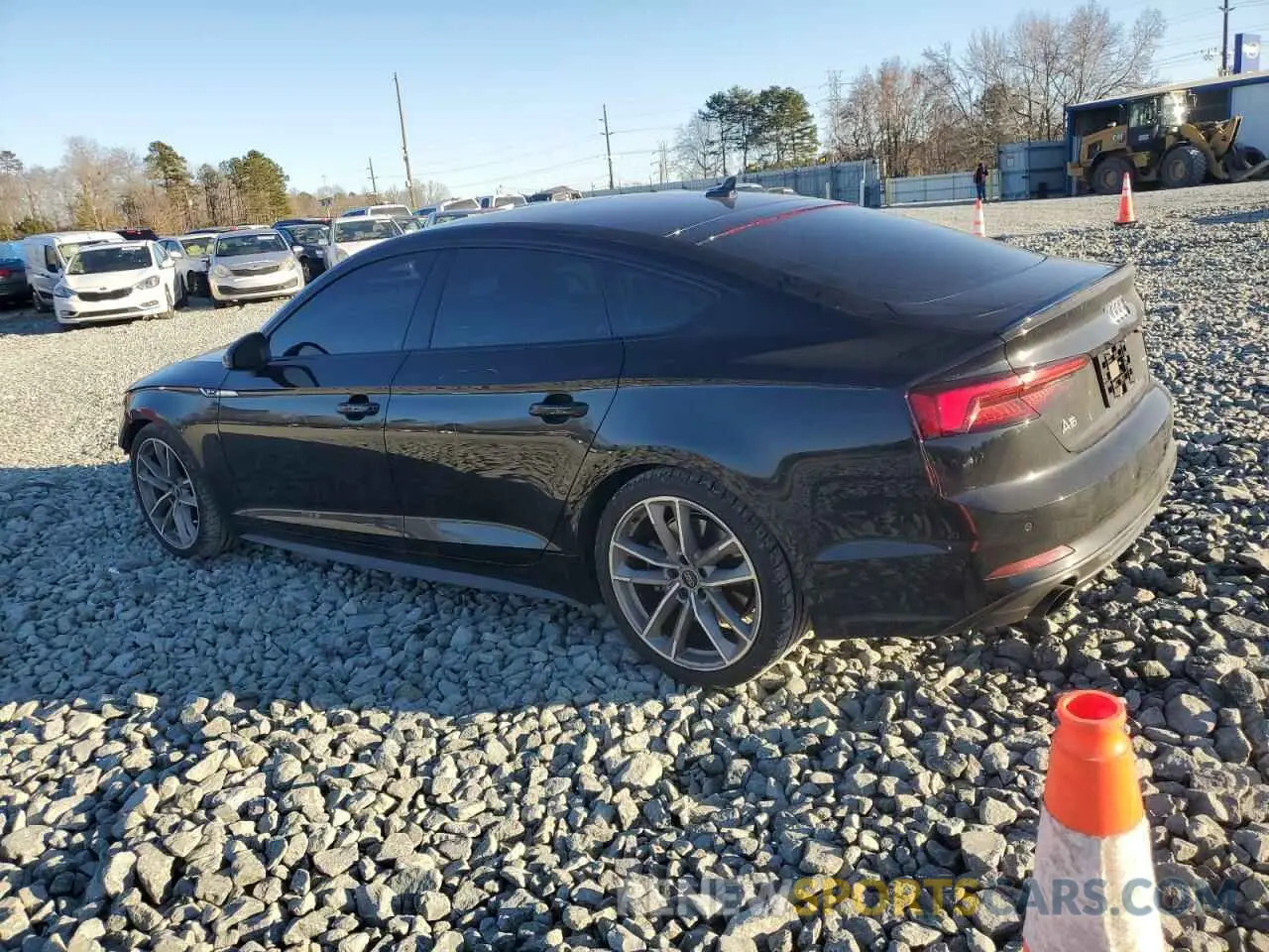 2 Фотография поврежденного автомобиля WAUENCF54KA098861 AUDI A5 2019