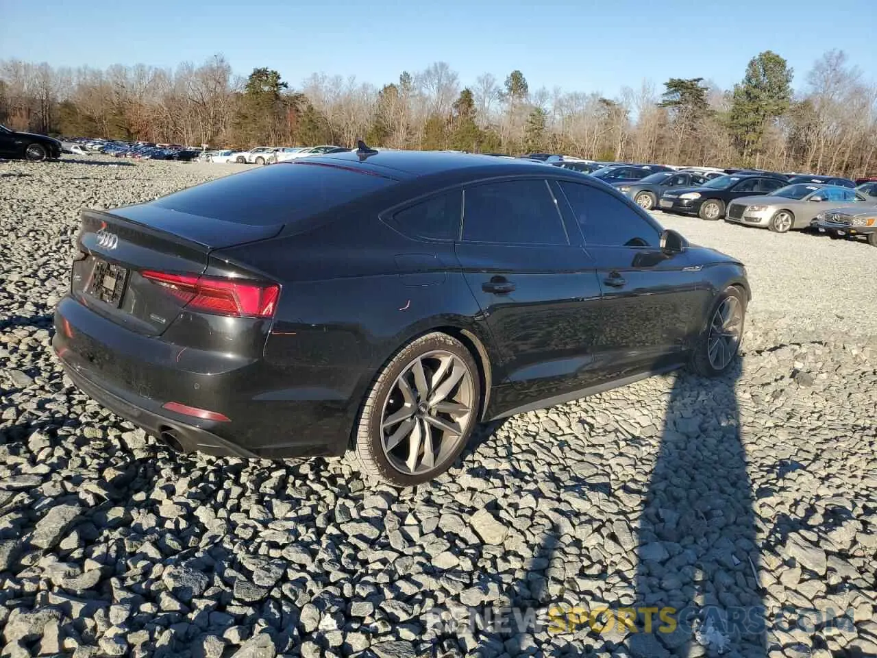 3 Фотография поврежденного автомобиля WAUENCF54KA098861 AUDI A5 2019
