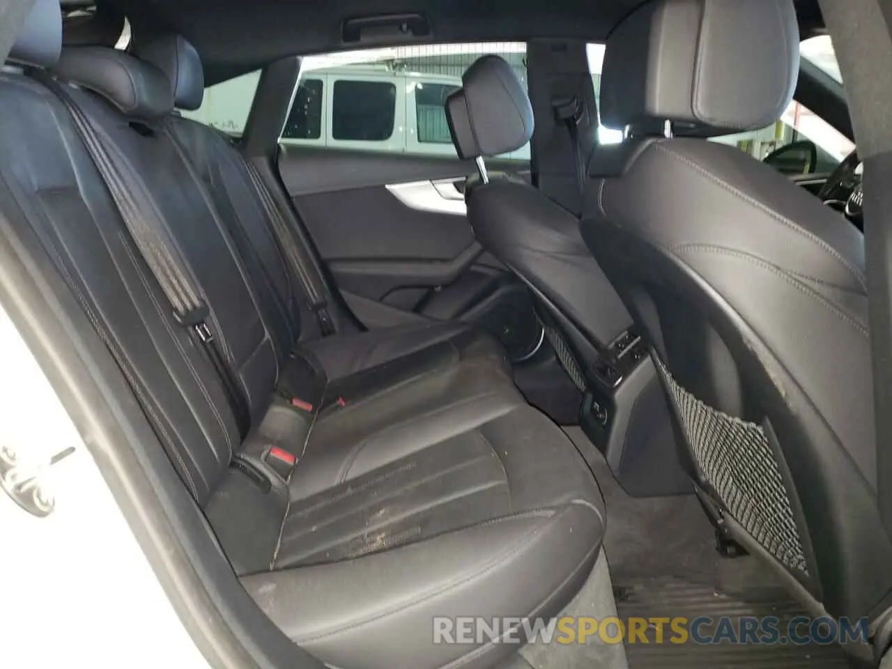10 Photograph of a damaged car WAUENCF56KA009064 AUDI A5 2019