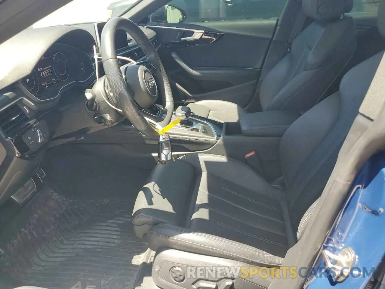 7 Photograph of a damaged car WAUENCF56KA010165 AUDI A5 2019
