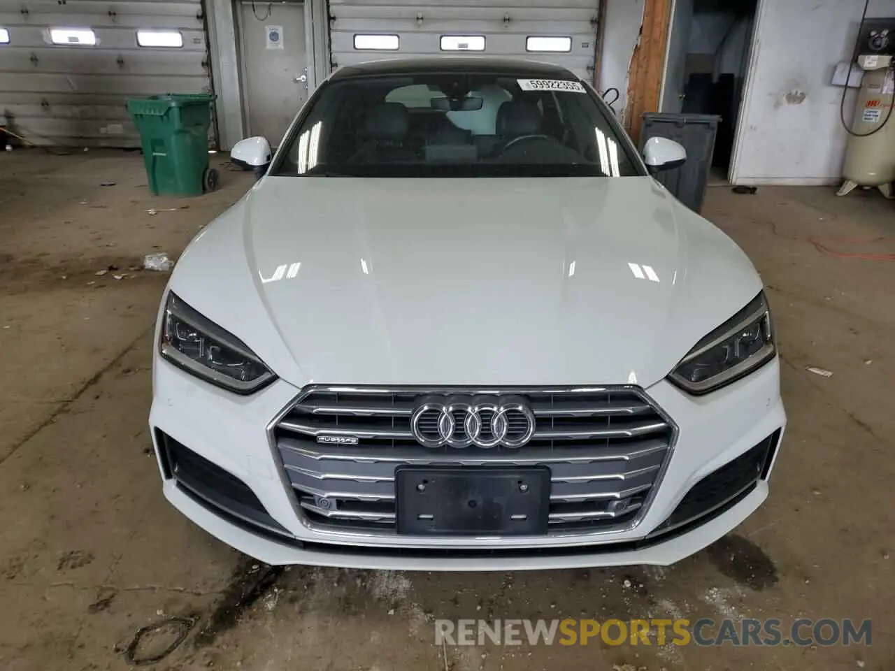5 Фотография поврежденного автомобиля WAUENCF57KA037892 AUDI A5 2019