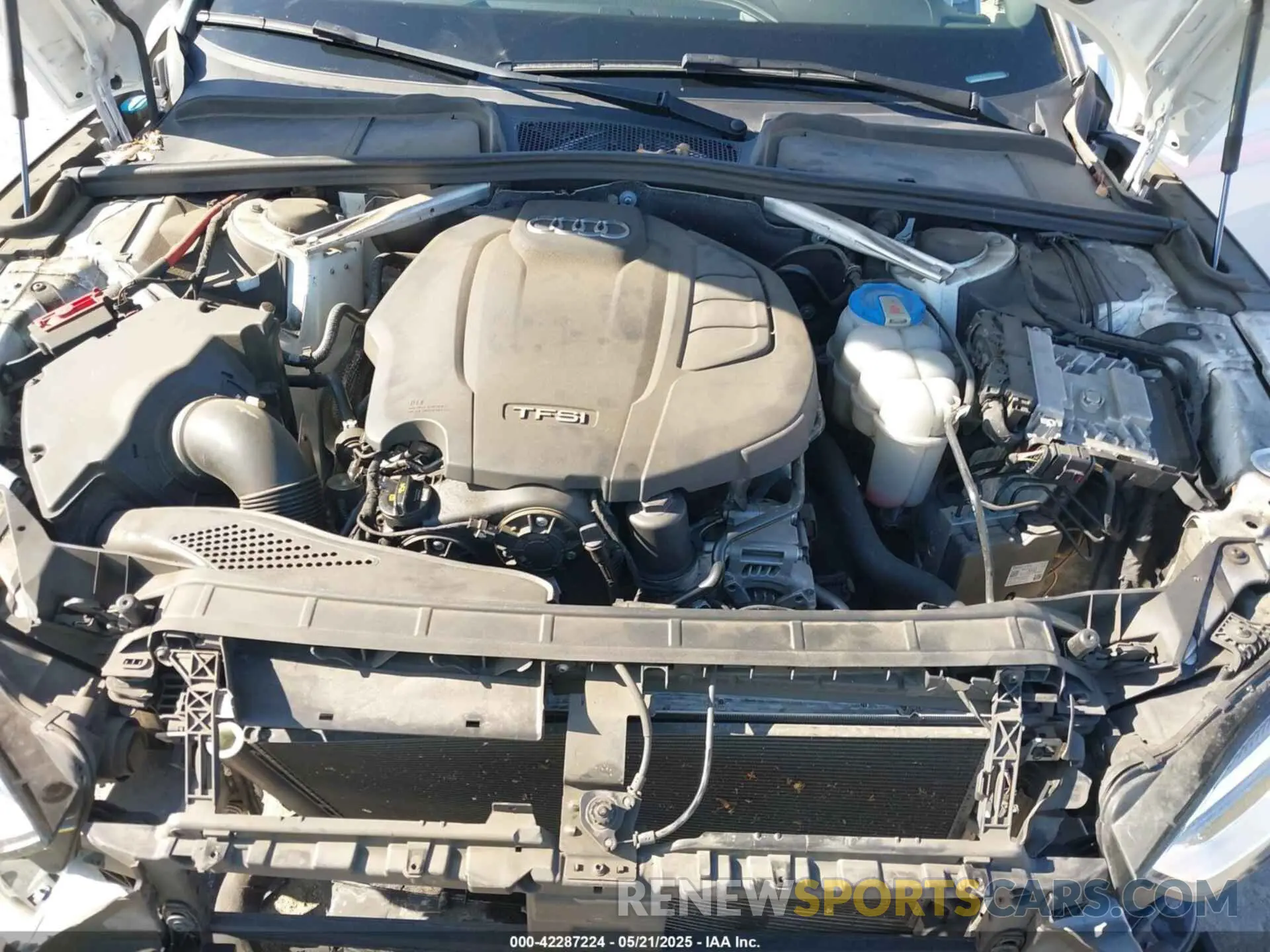 10 Фотография поврежденного автомобиля WAUENCF58KA007848 AUDI A5 2019
