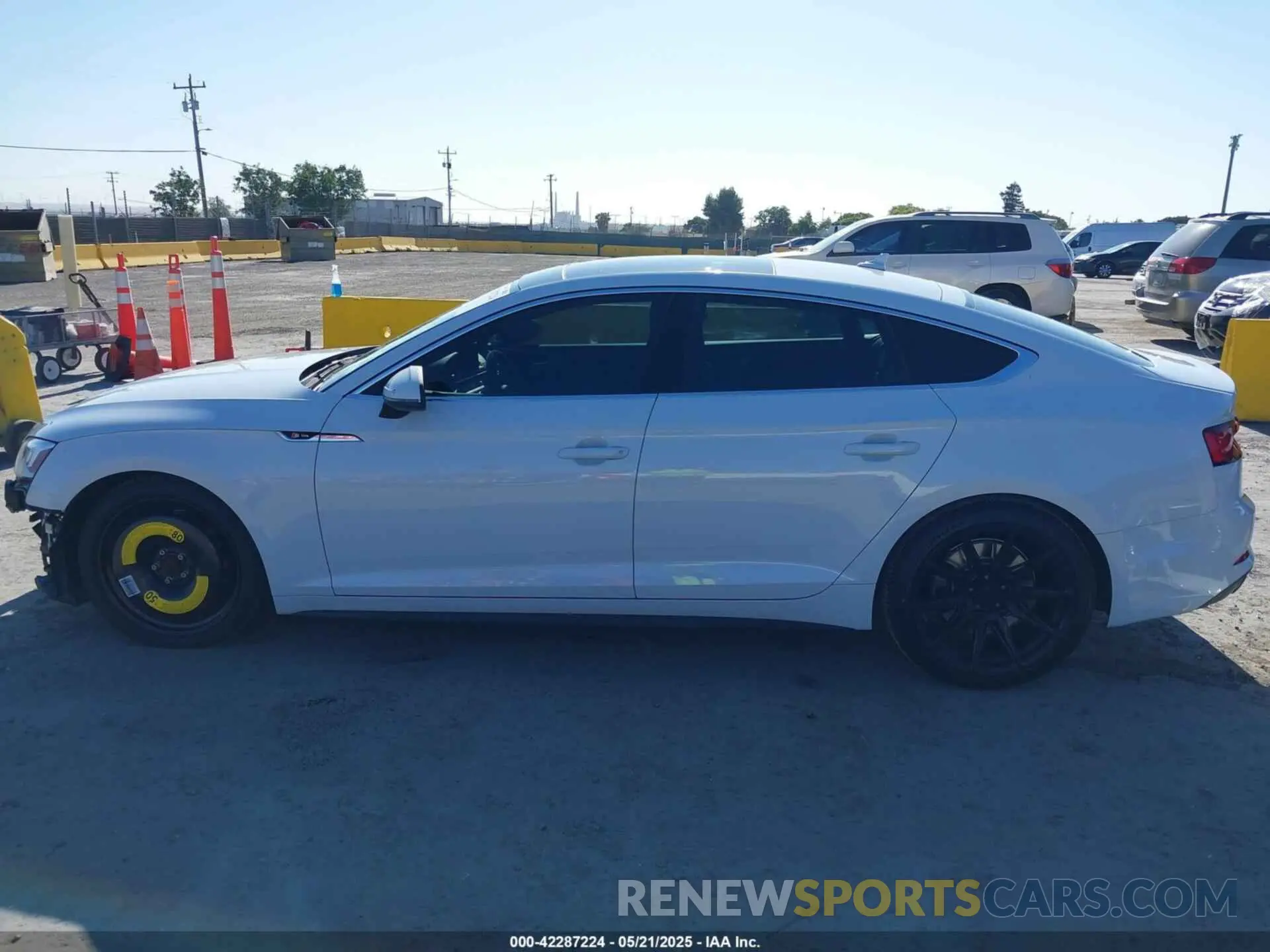 15 Фотография поврежденного автомобиля WAUENCF58KA007848 AUDI A5 2019