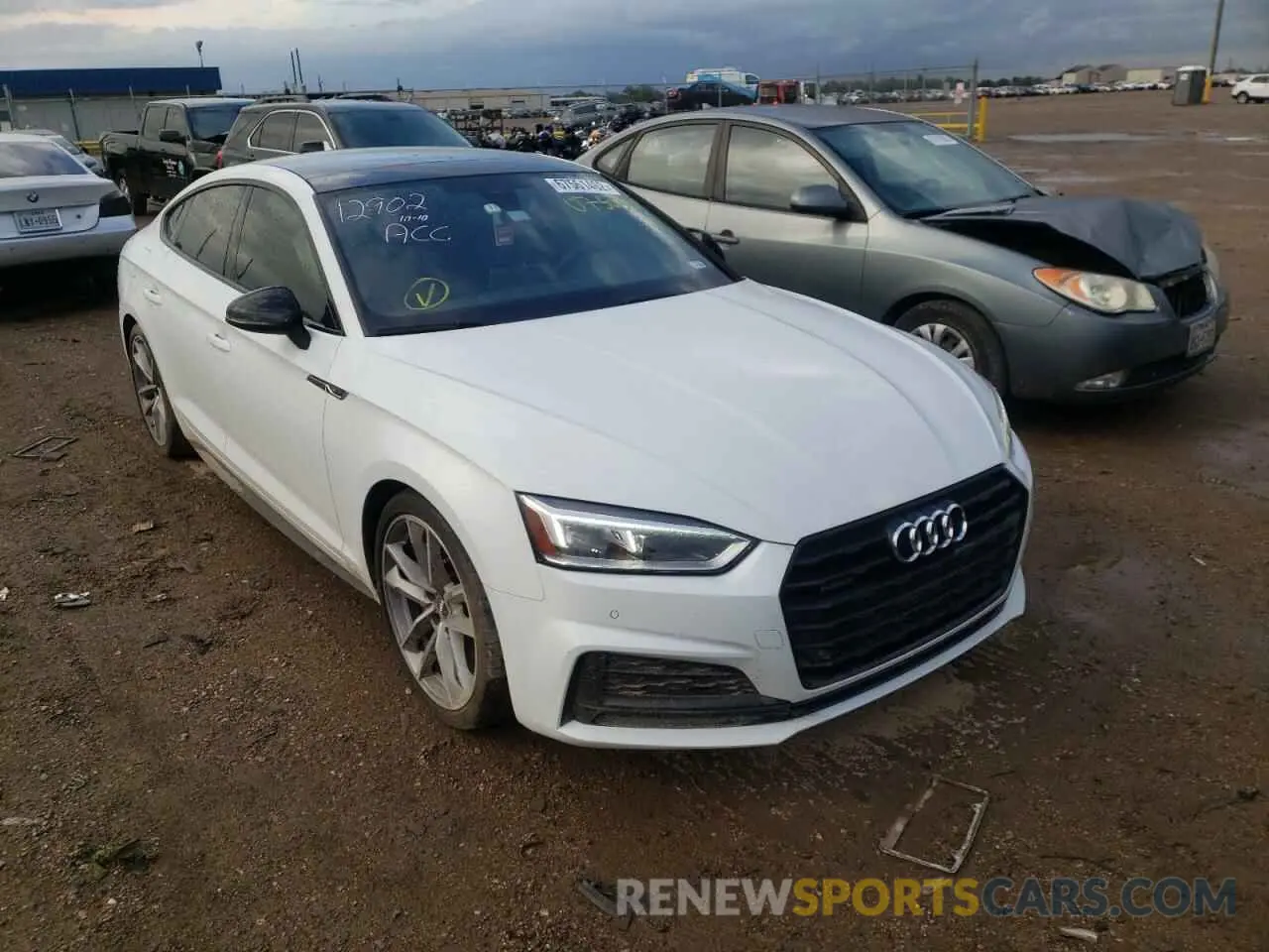 1 Photograph of a damaged car WAUENCF58KA075034 AUDI A5 2019