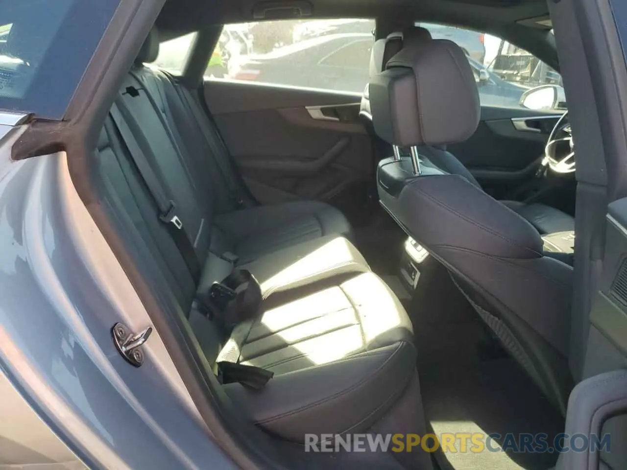 10 Photograph of a damaged car WAUENCF59KA040843 AUDI A5 2019