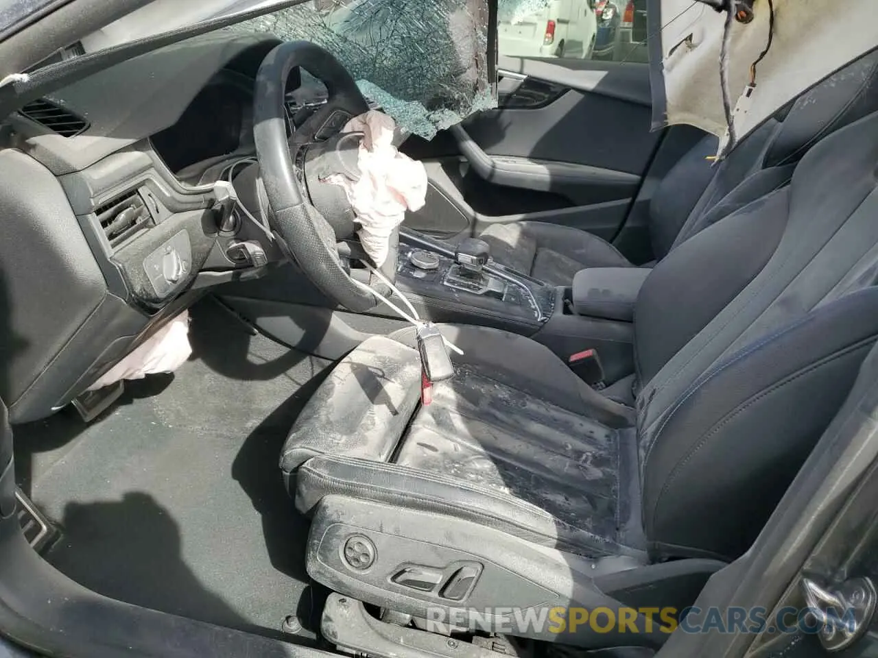 7 Photograph of a damaged car WAUENCF5XKA009763 AUDI A5 2019