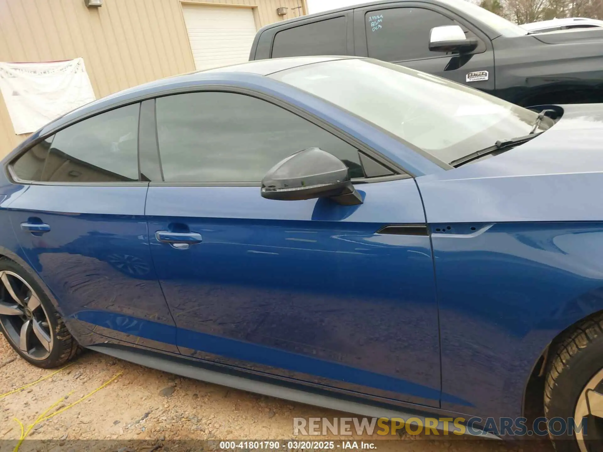 13 Фотография поврежденного автомобиля WAUFNCF55KA016463 AUDI A5 2019