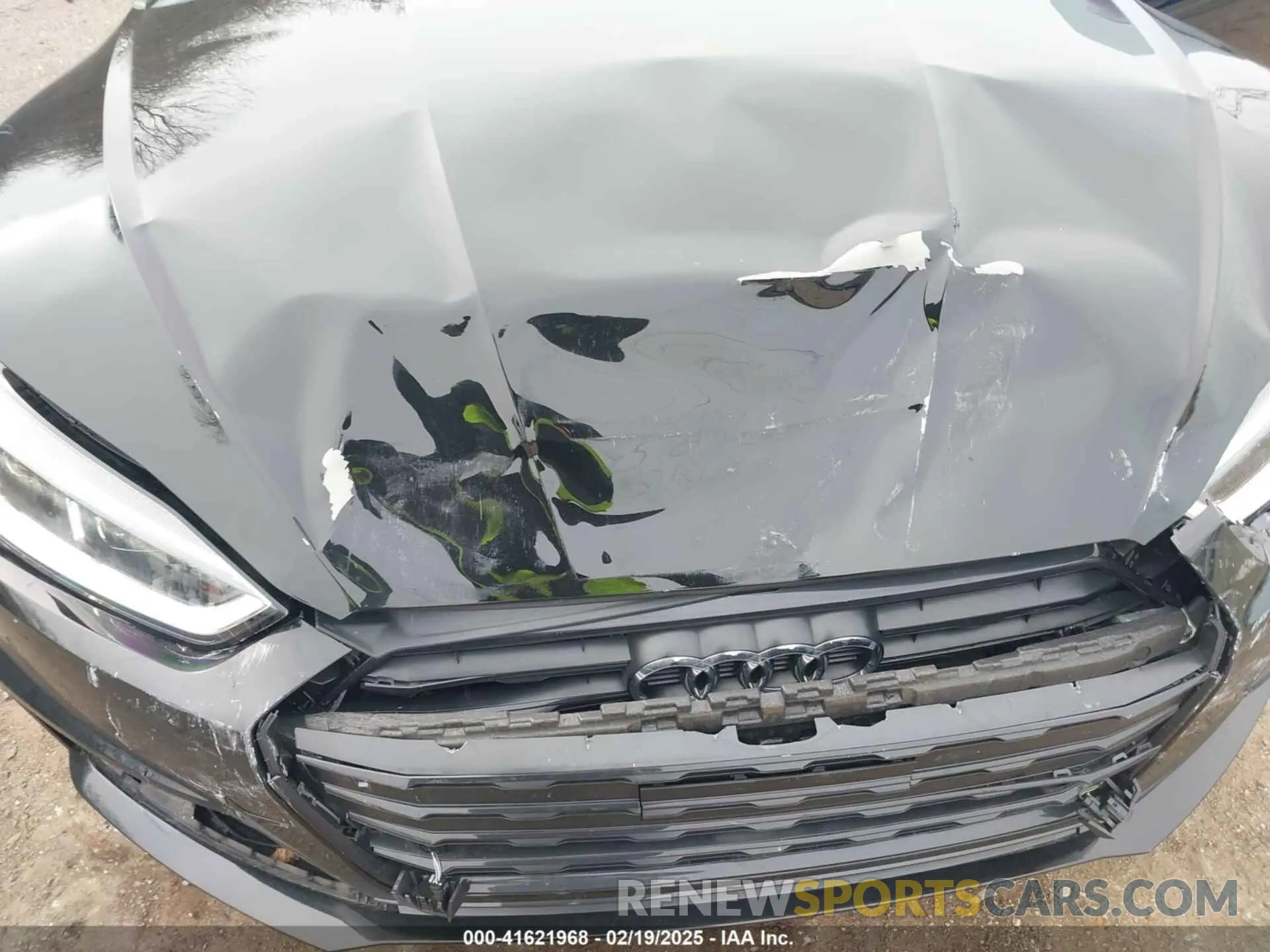 10 Photograph of a damaged car WAUFNCF56KA018173 AUDI A5 2019